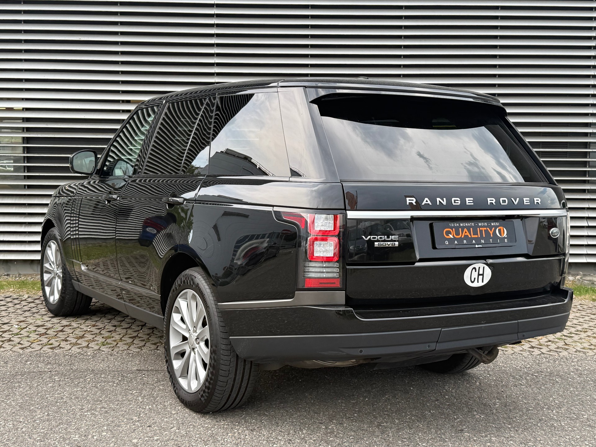 LAND ROVER Range Rover 4.4 SDV8 Vogue Automatic-image-5
