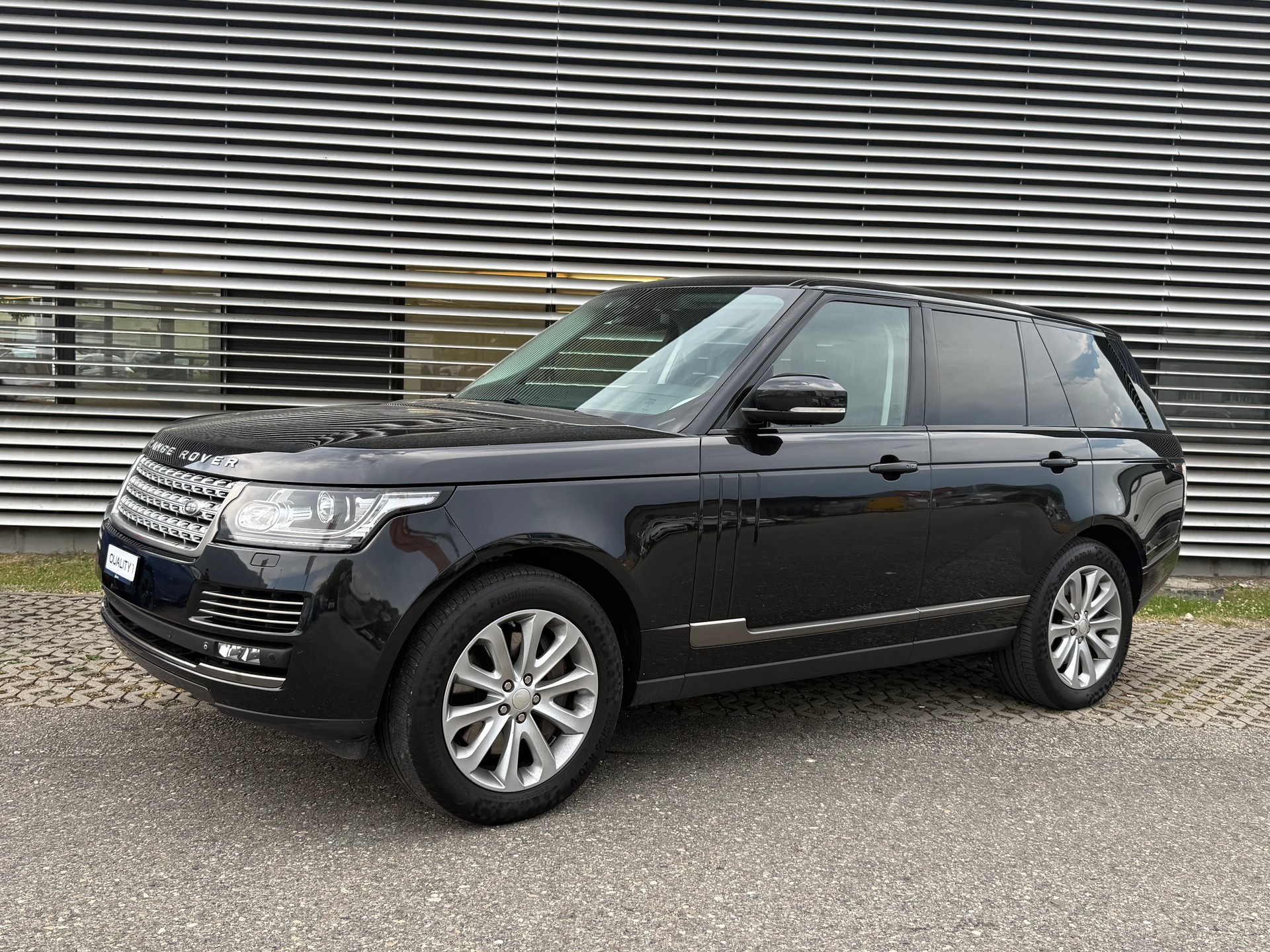 LAND ROVER Range Rover 4.4 SDV8 Vogue Automatic-image-3