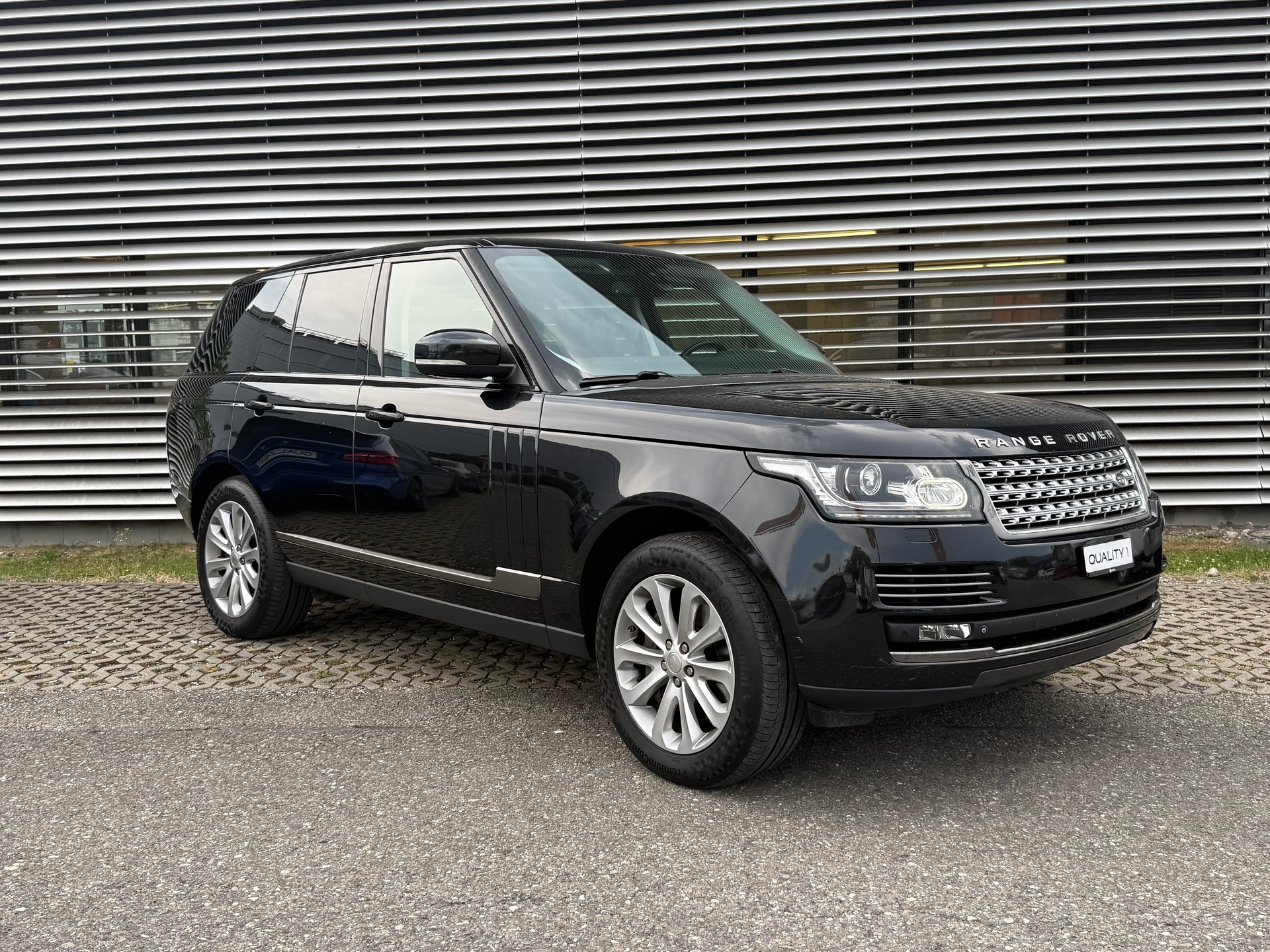 LAND ROVER Range Rover 4.4 SDV8 Vogue Automatic-image-2