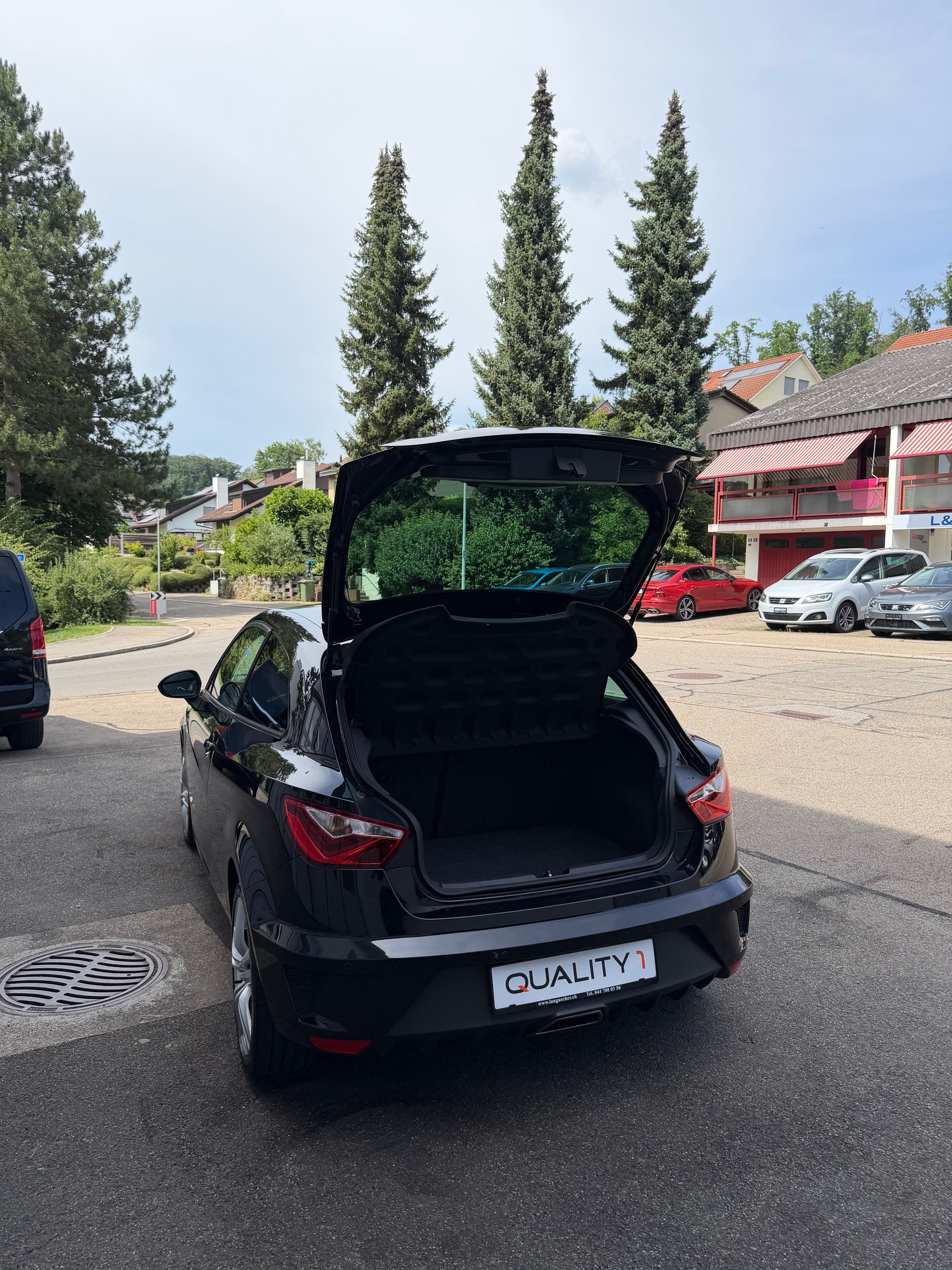SEAT Ibiza SC 1.4 TSI Cupra DSG-image-10
