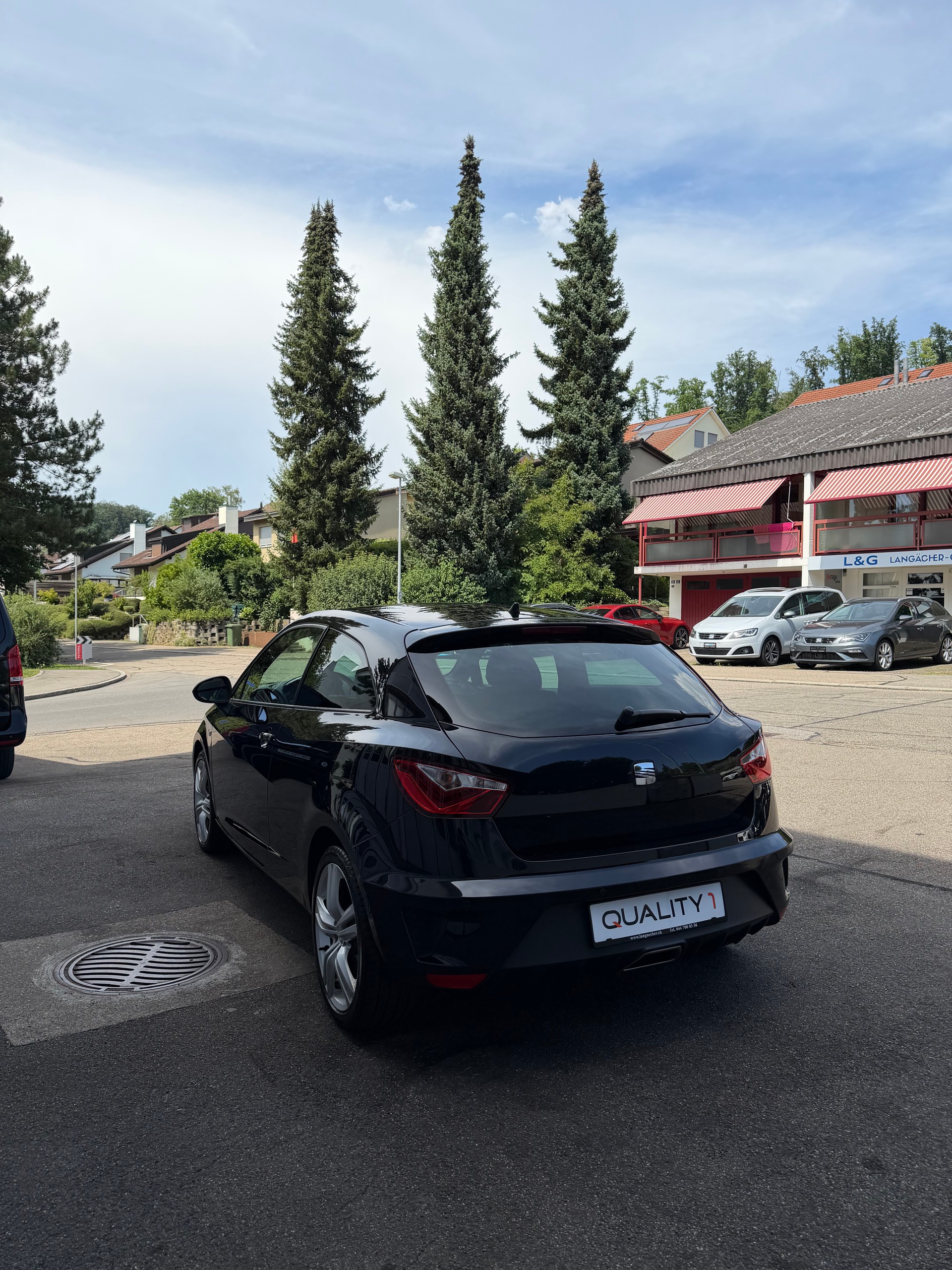 SEAT Ibiza SC 1.4 TSI Cupra DSG-image-3
