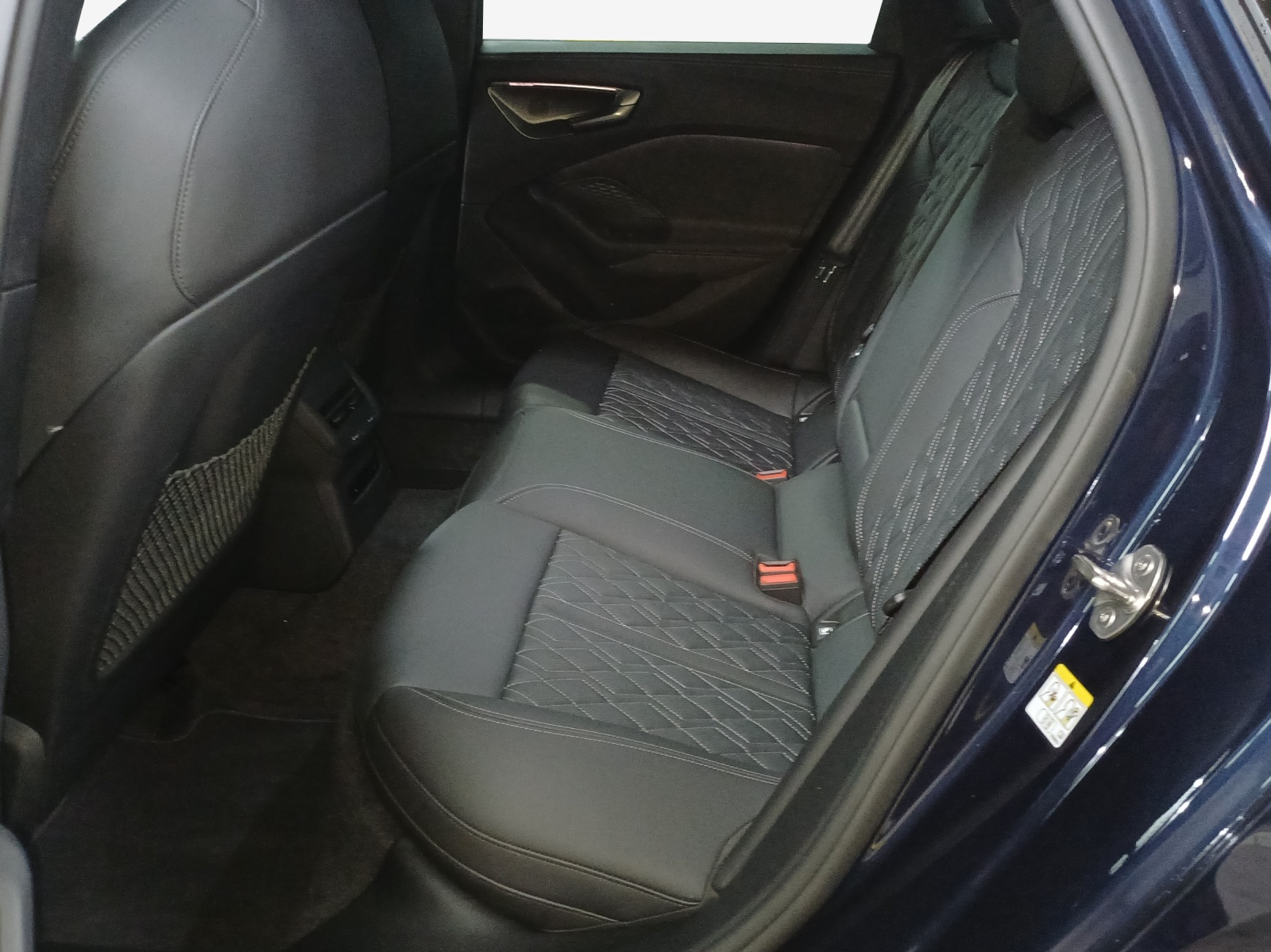 AUDI S5 Limousine TFSI quattro S tronic-image-11
