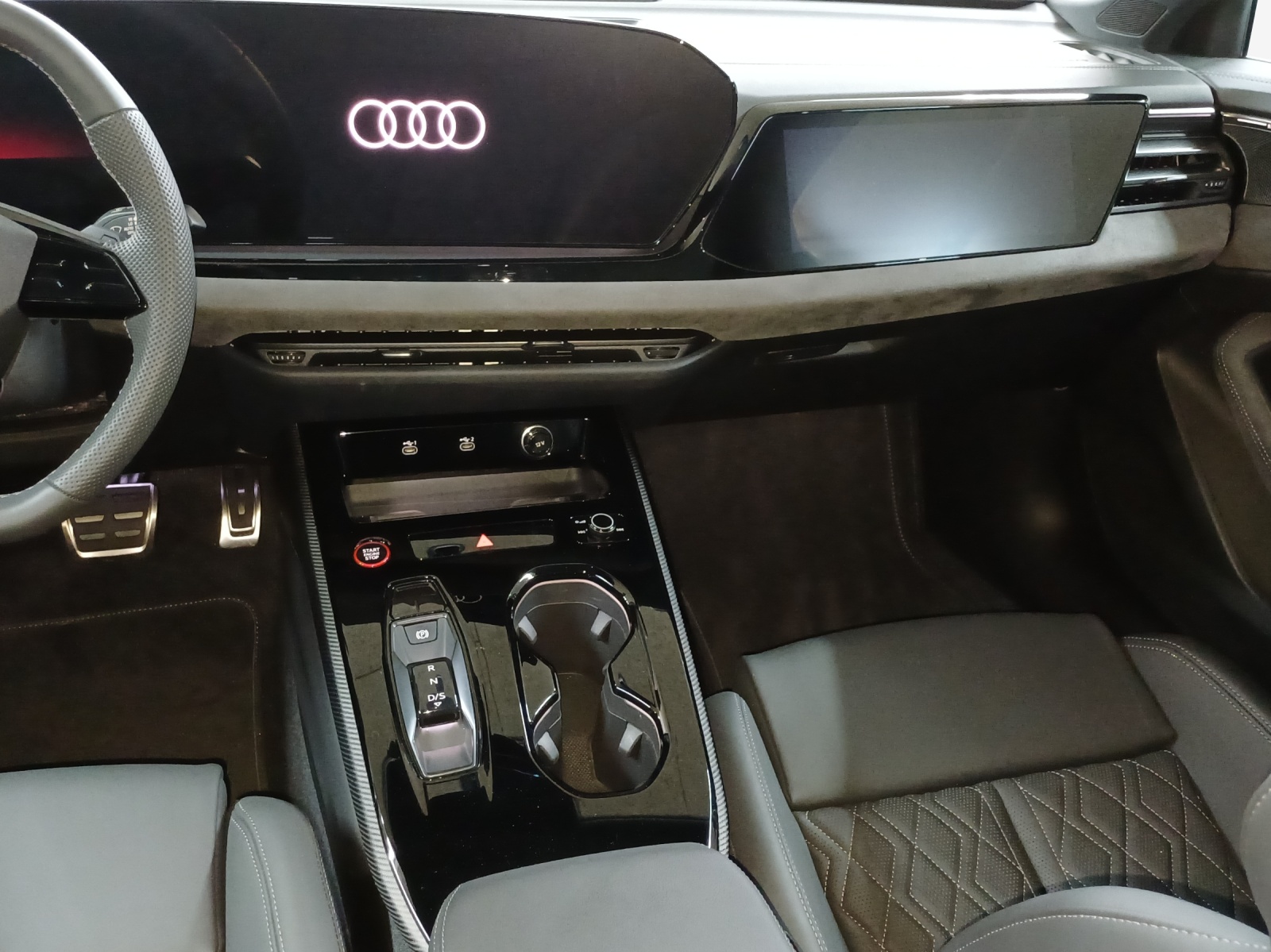 AUDI S5 Limousine TFSI quattro S tronic-image-10