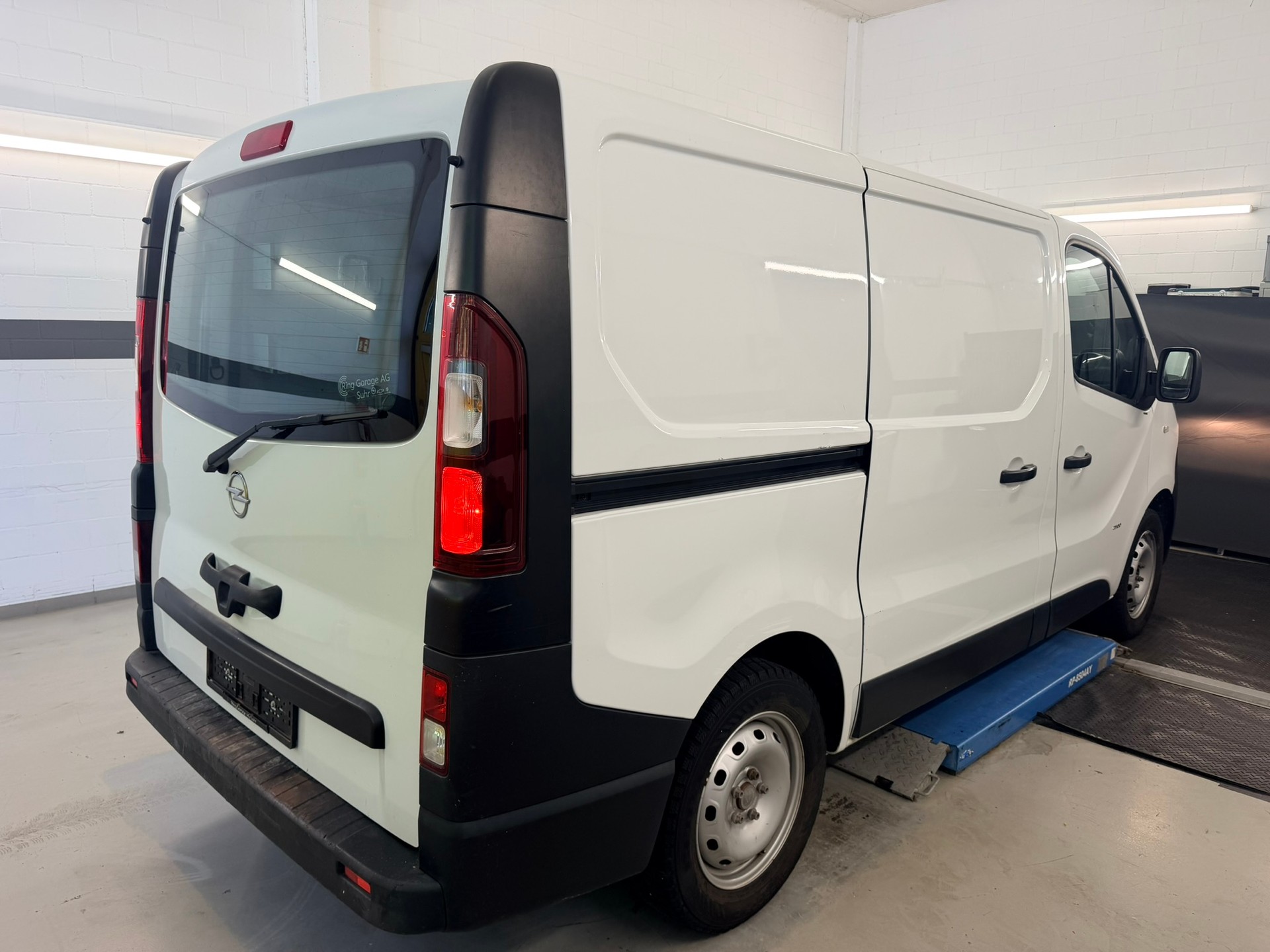 OPEL Vivaro 1.6 CDTI 2.9t L1H1-image-3
