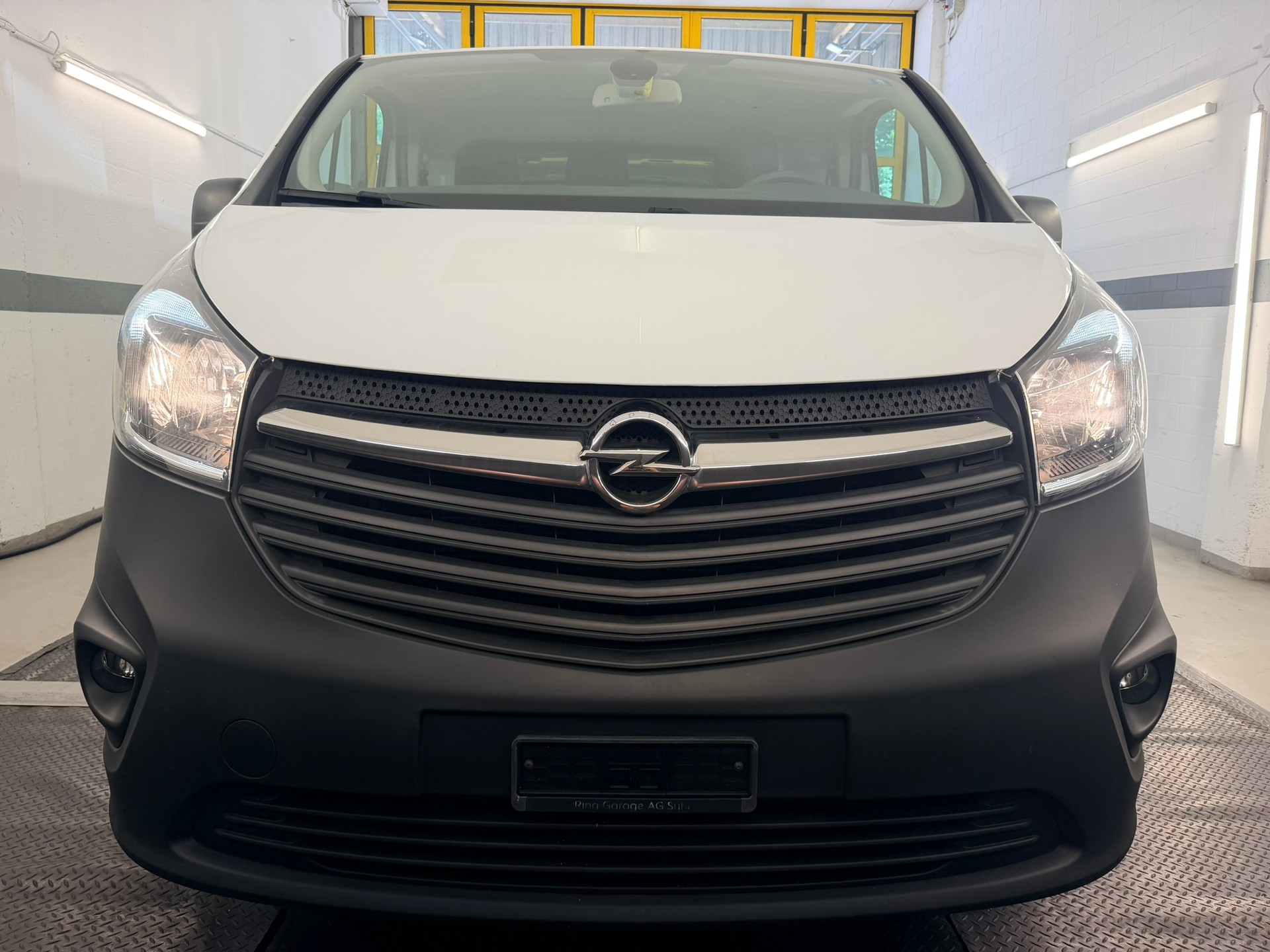OPEL Vivaro 1.6 CDTI 2.9t L1H1-image-1