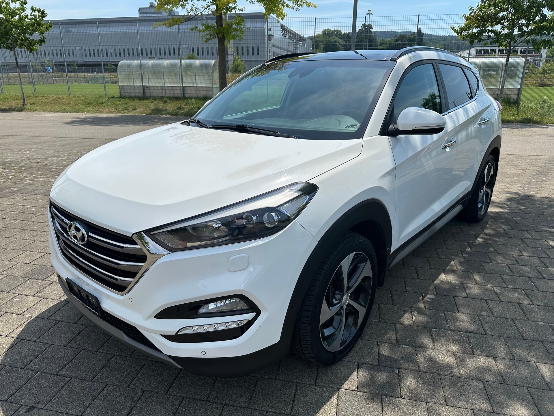 HYUNDAI Tucson 2.0 CRDI Vertex 4WD Automatic-image-0