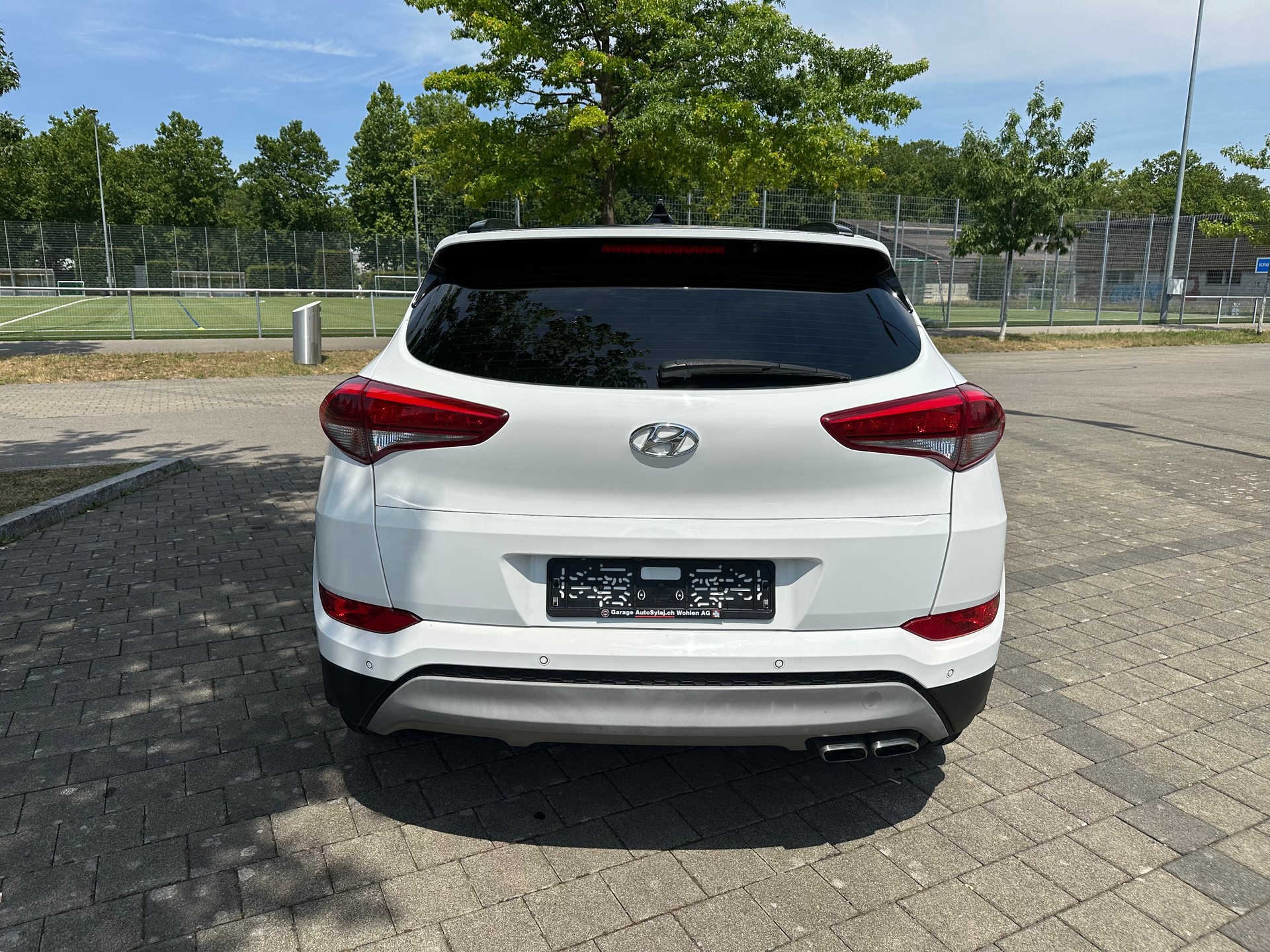 HYUNDAI Tucson 2.0 CRDI Vertex 4WD Automatic-image-5