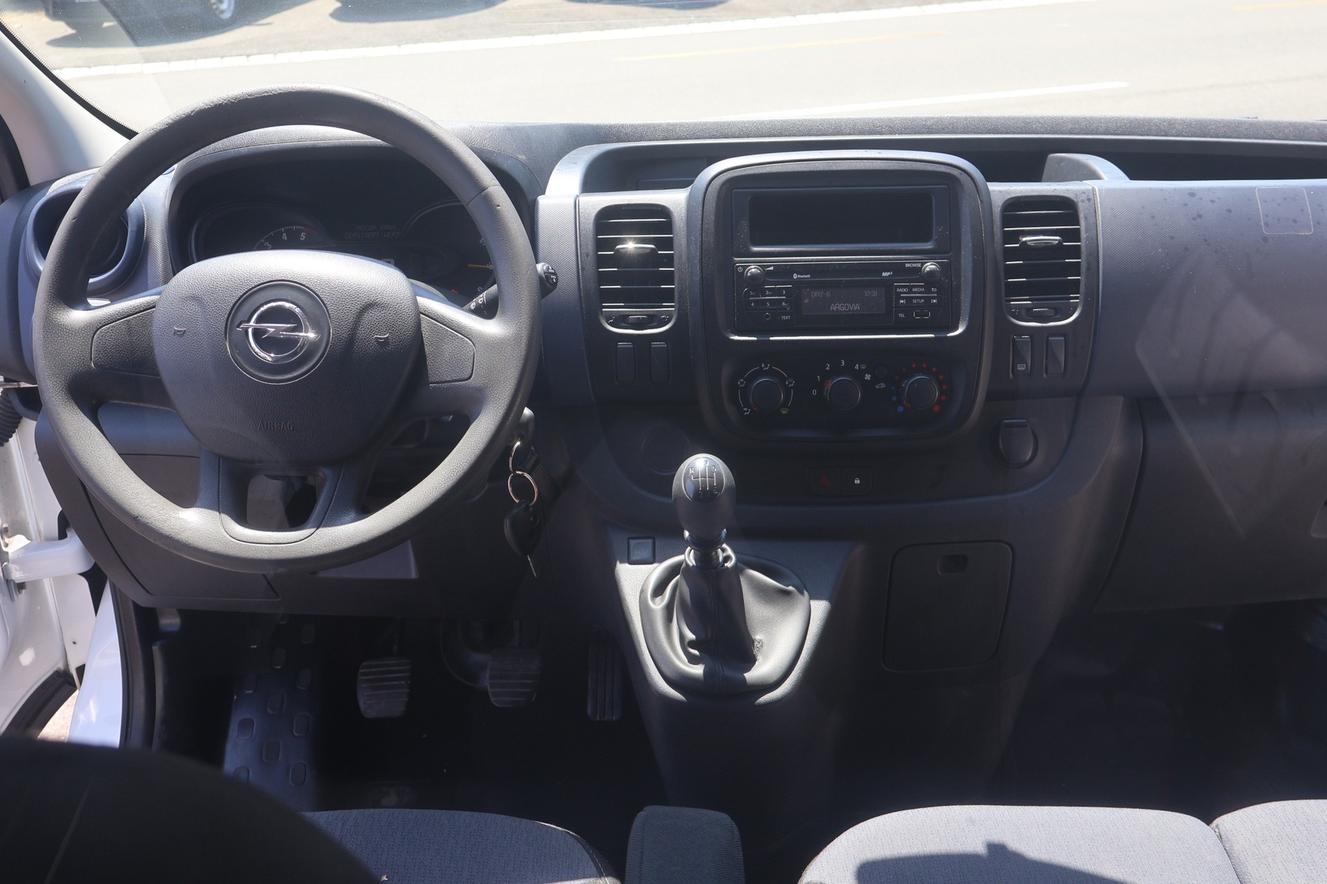 OPEL Vivaro 1.6 CDTI 2.9t L1H1-image-14