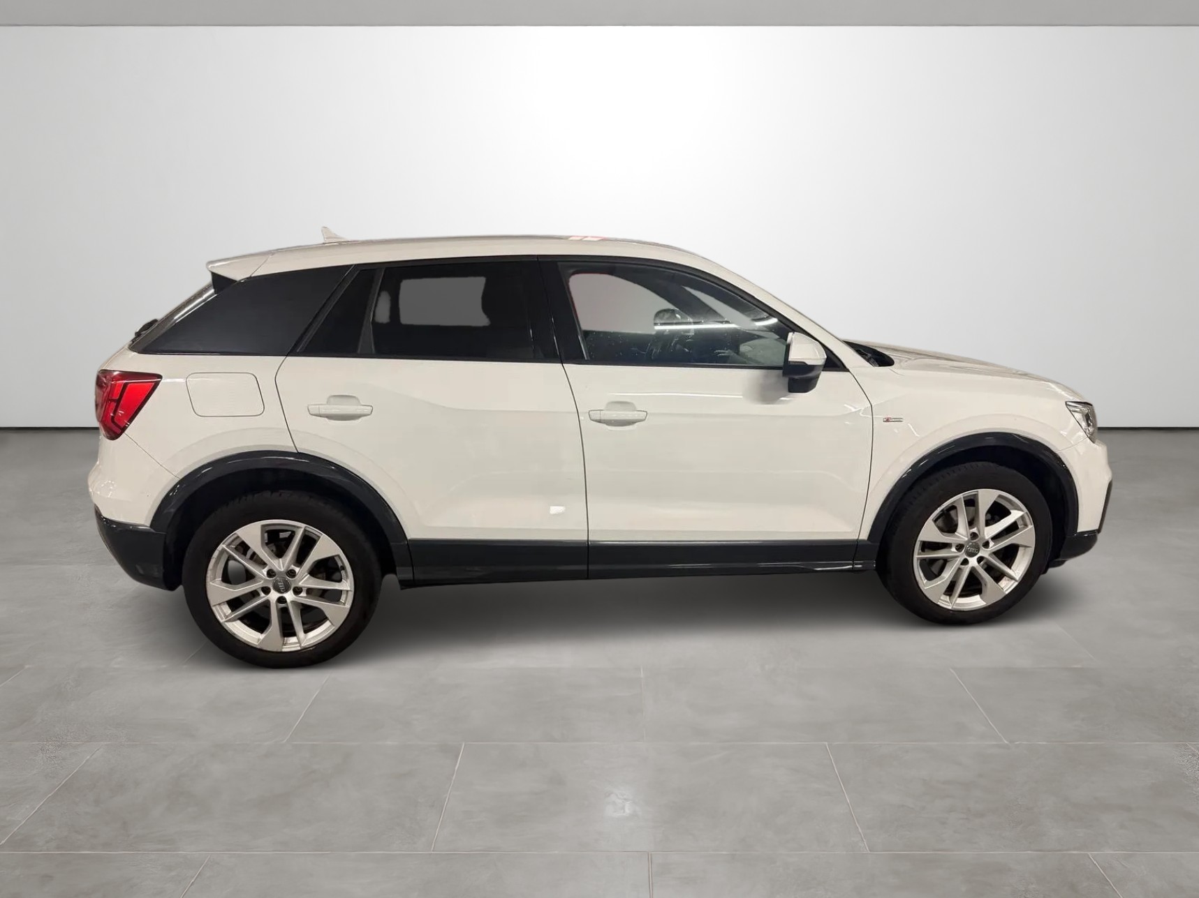AUDI Q2 1.4 S LINE TFSI S-tronic-image-6