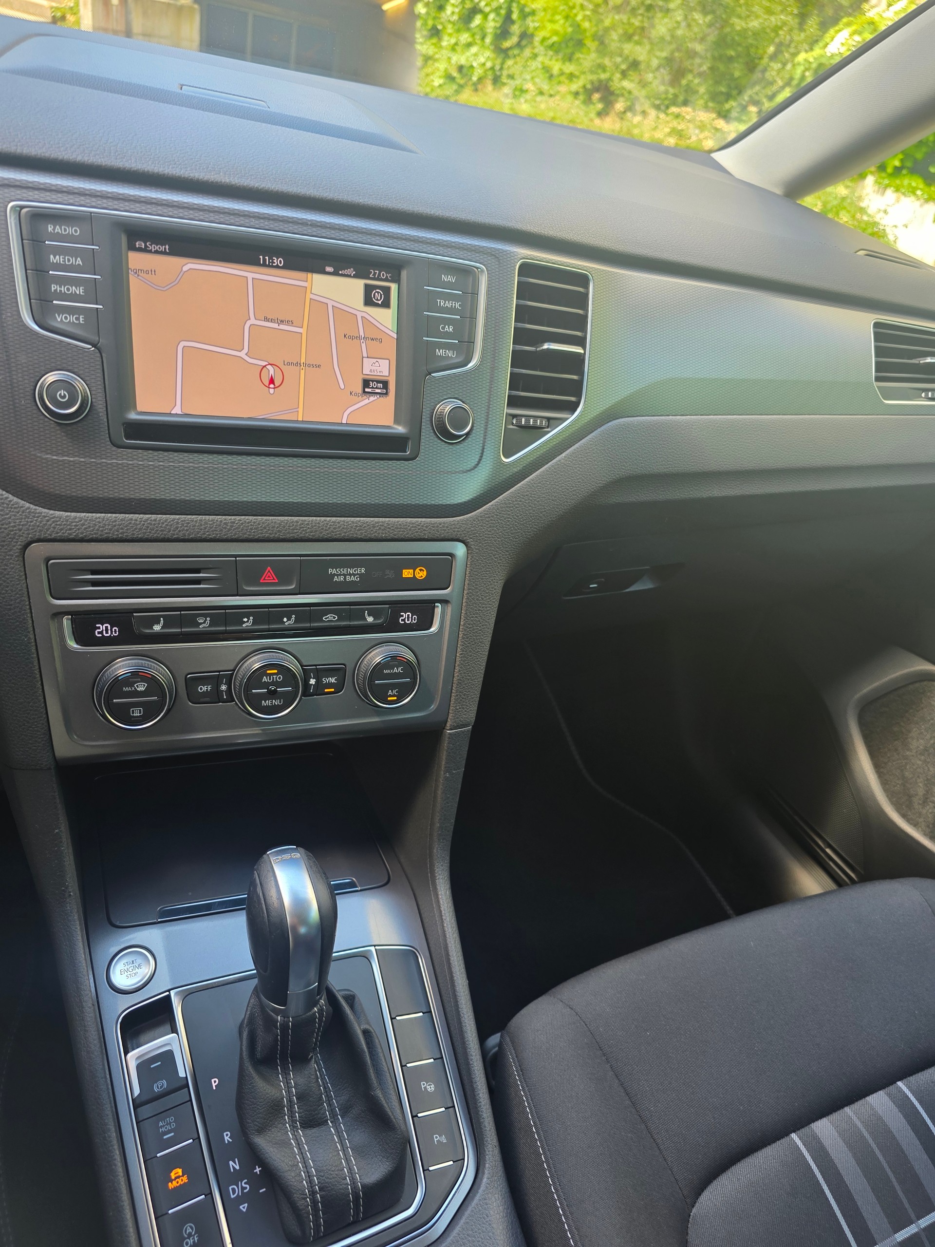 VW Golf Sportsvan 1.4 TSI Lounge DSG-image-12
