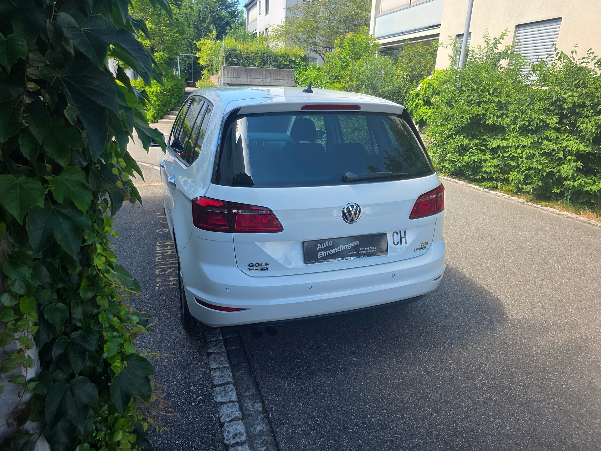 VW Golf Sportsvan 1.4 TSI Lounge DSG-image-6