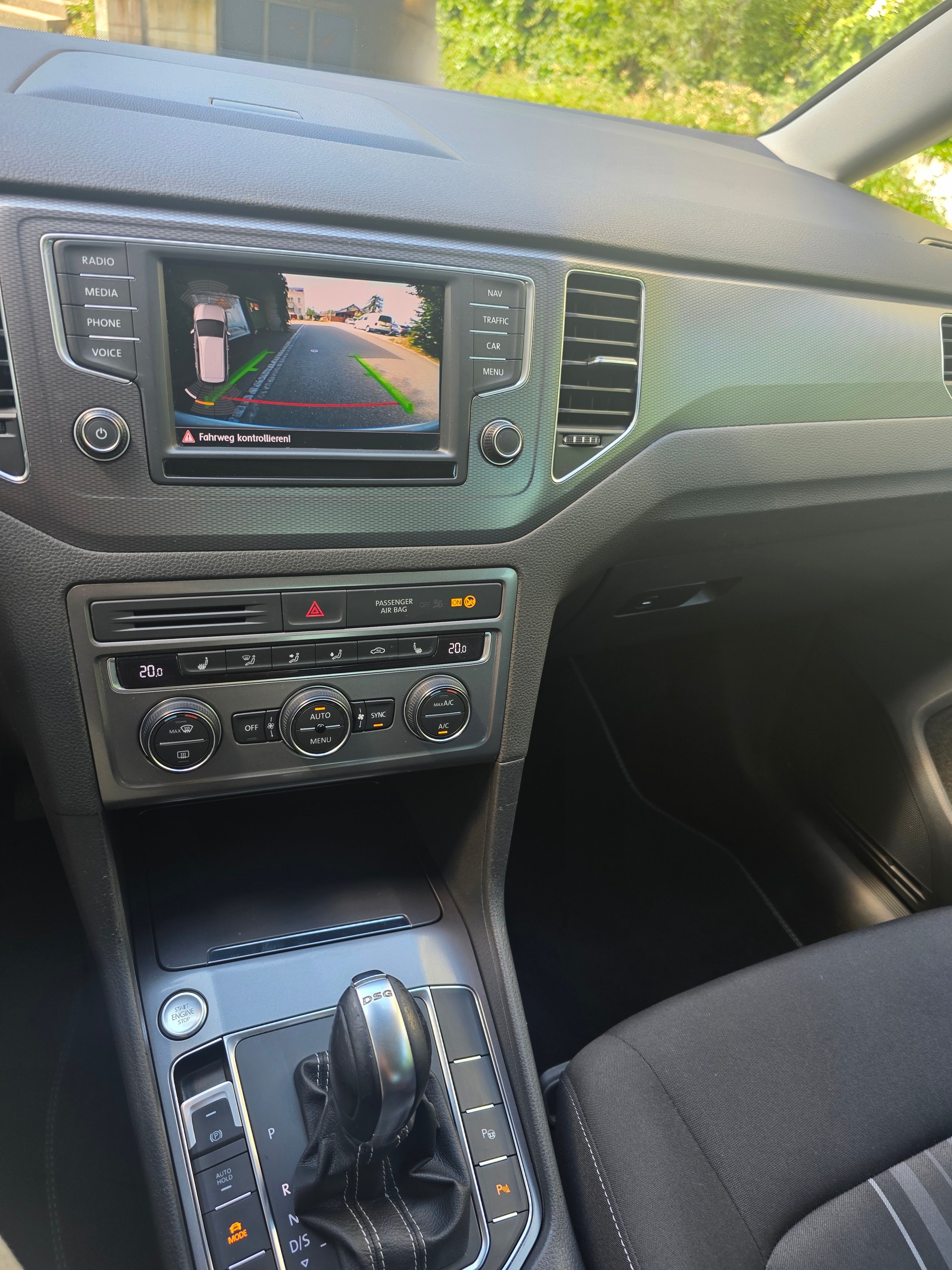 VW Golf Sportsvan 1.4 TSI Lounge DSG-image-13