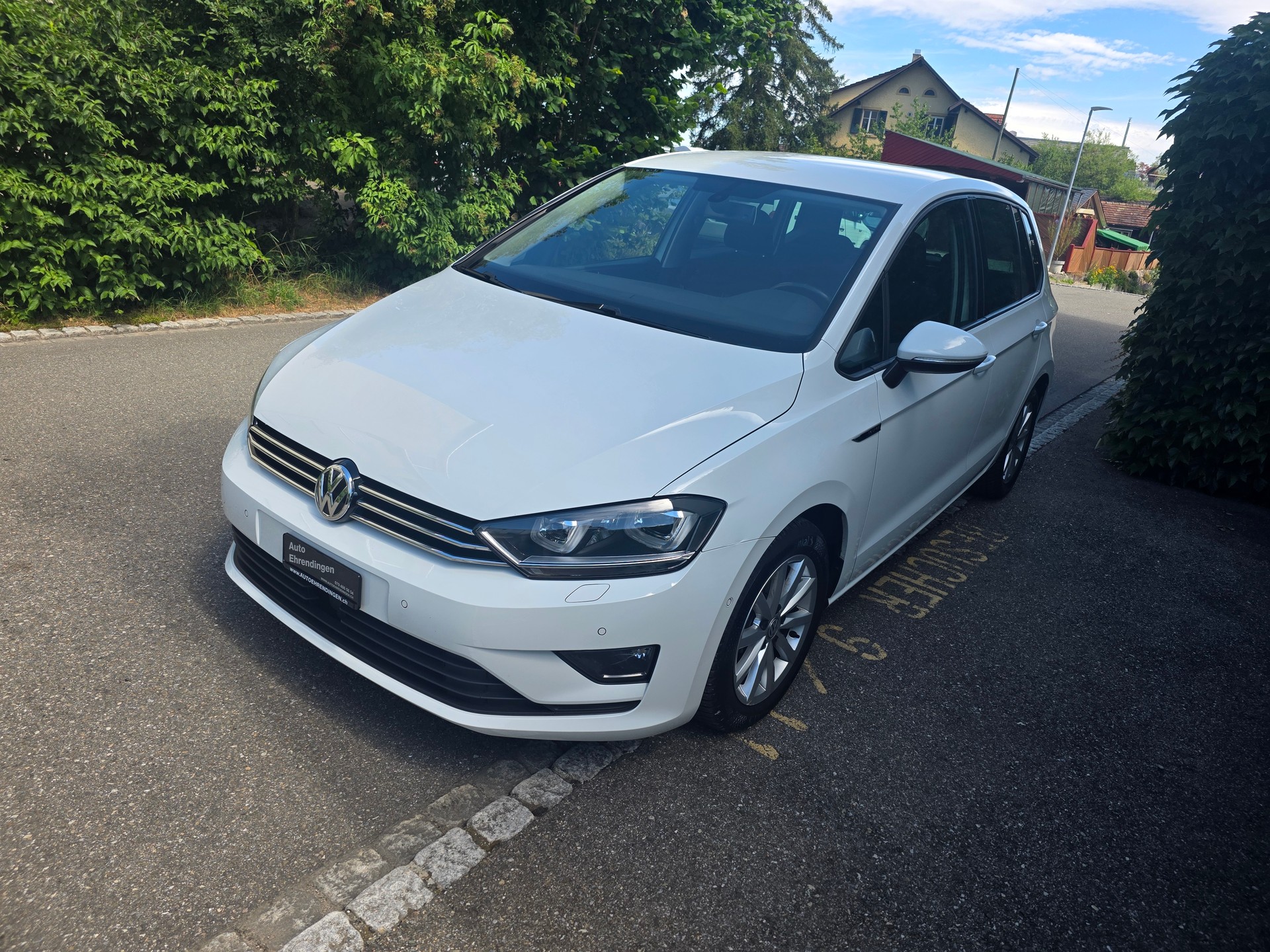 VW Golf Sportsvan 1.4 TSI Lounge DSG-image-0