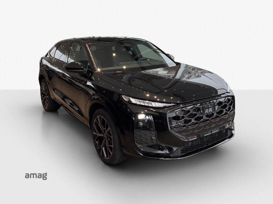 AUDI Q3 Sportback TFSI quattro 195 kW S tronic-image-5