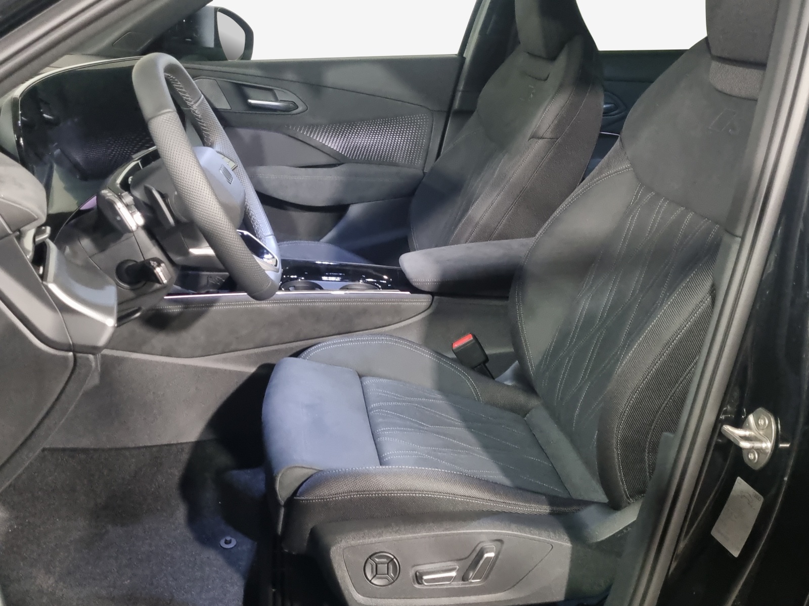 AUDI Q3 Sportback TFSI quattro 195 kW S tronic-image-7