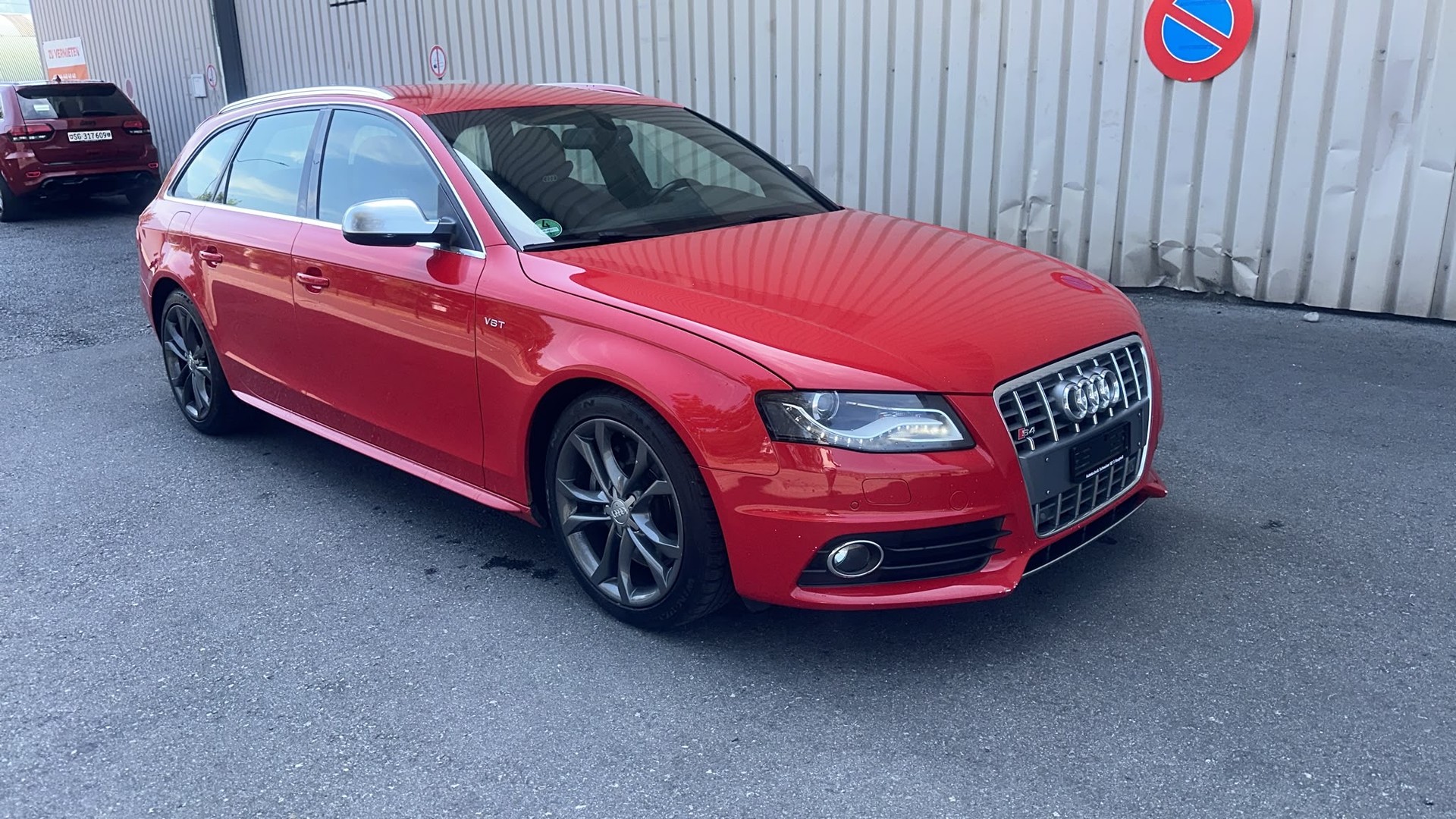 AUDI S4 Avant 3.0 TFSI quattro S-tronic-image-7