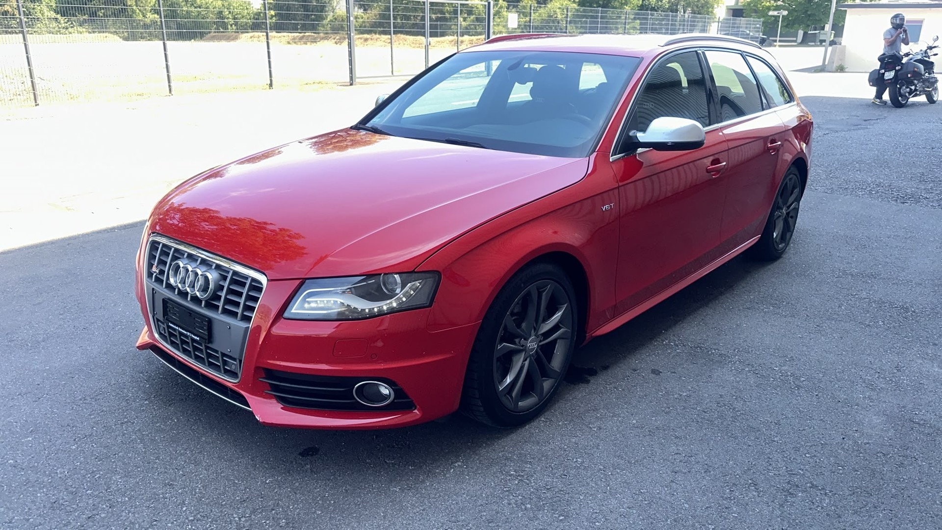 AUDI S4 Avant 3.0 TFSI quattro S-tronic-image-1