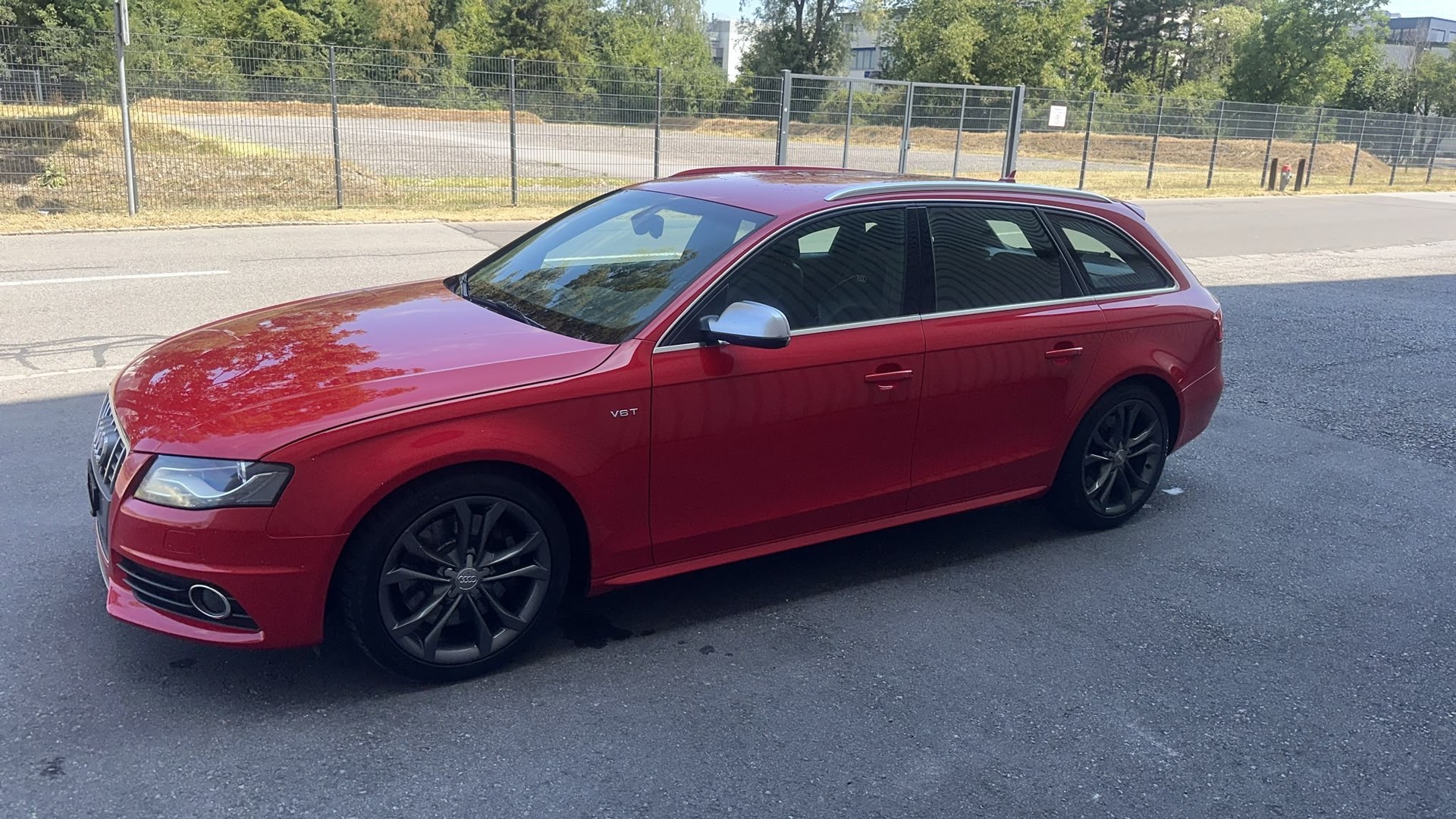 AUDI S4 Avant 3.0 TFSI quattro S-tronic-image-2