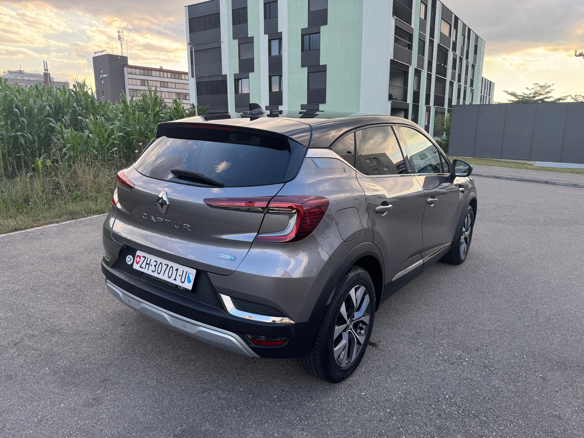 RENAULT Captur 1.6 E-Tech Edition1 DHT-image-3