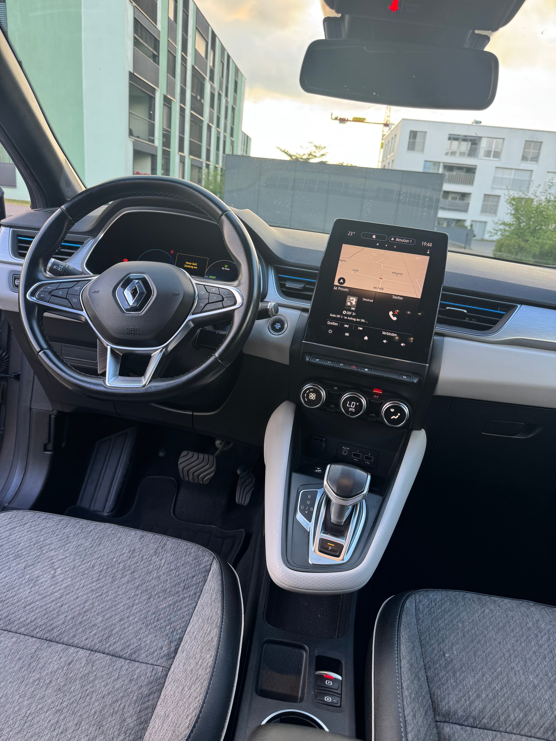 RENAULT Captur 1.6 E-Tech Edition1 DHT-image-10