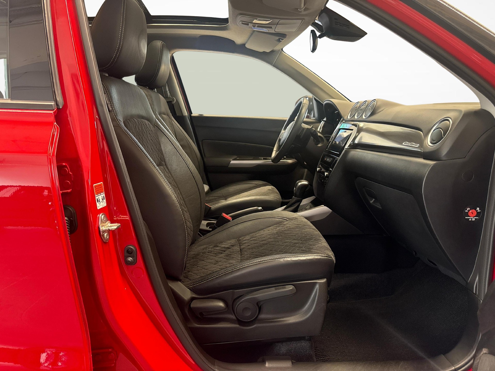 SUZUKI Vitara 1.5 Top Hybrid Edition 35 4x4 + Ruote invernali incluse-image-10