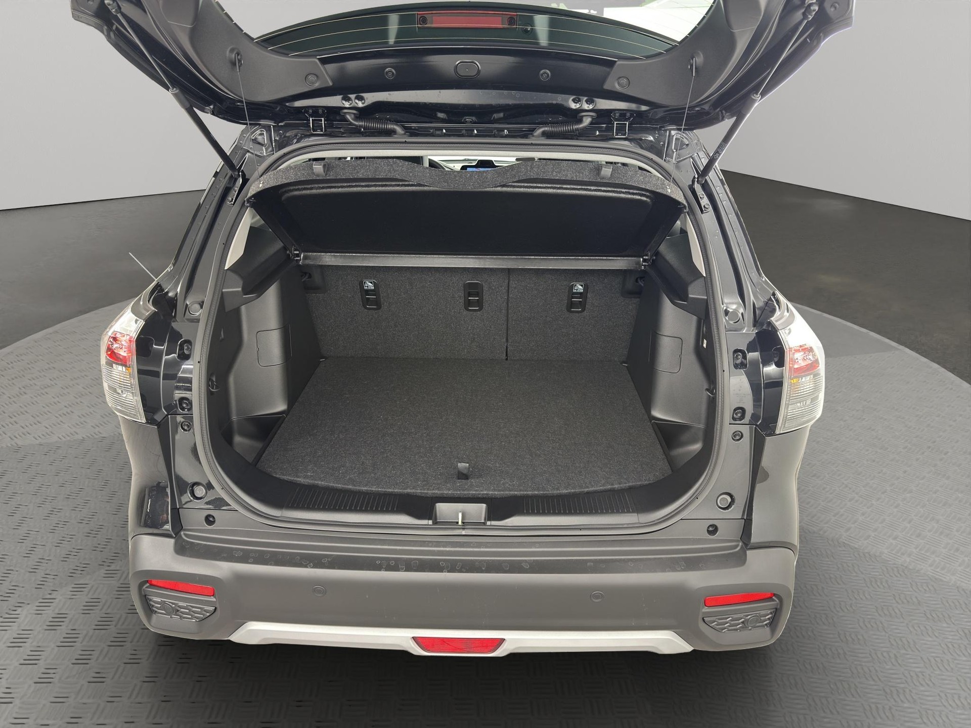 SUZUKI S-Cross 1.4 T Compact Top Hybrid 4x4-image-4