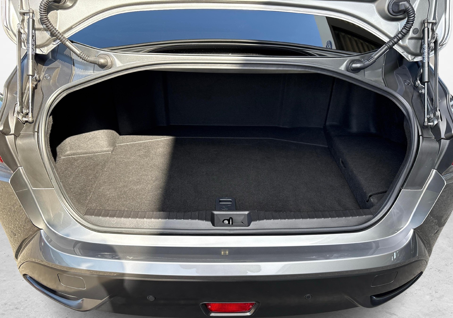 TOYOTA Mirai Fuel Cell Platinum-image-11
