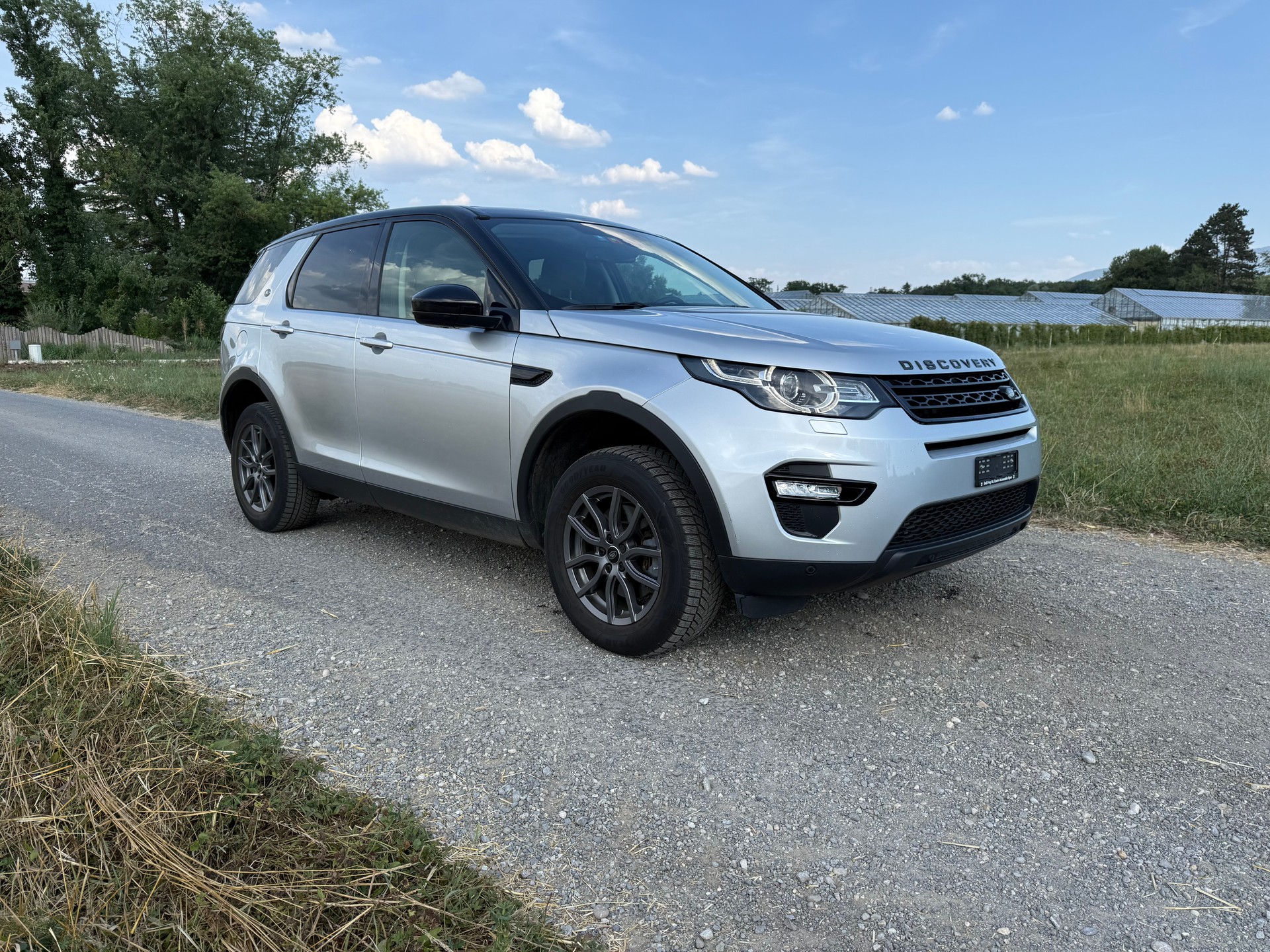 LAND ROVER Discovery Sport 2.0 Si4 SE AT9-image-0