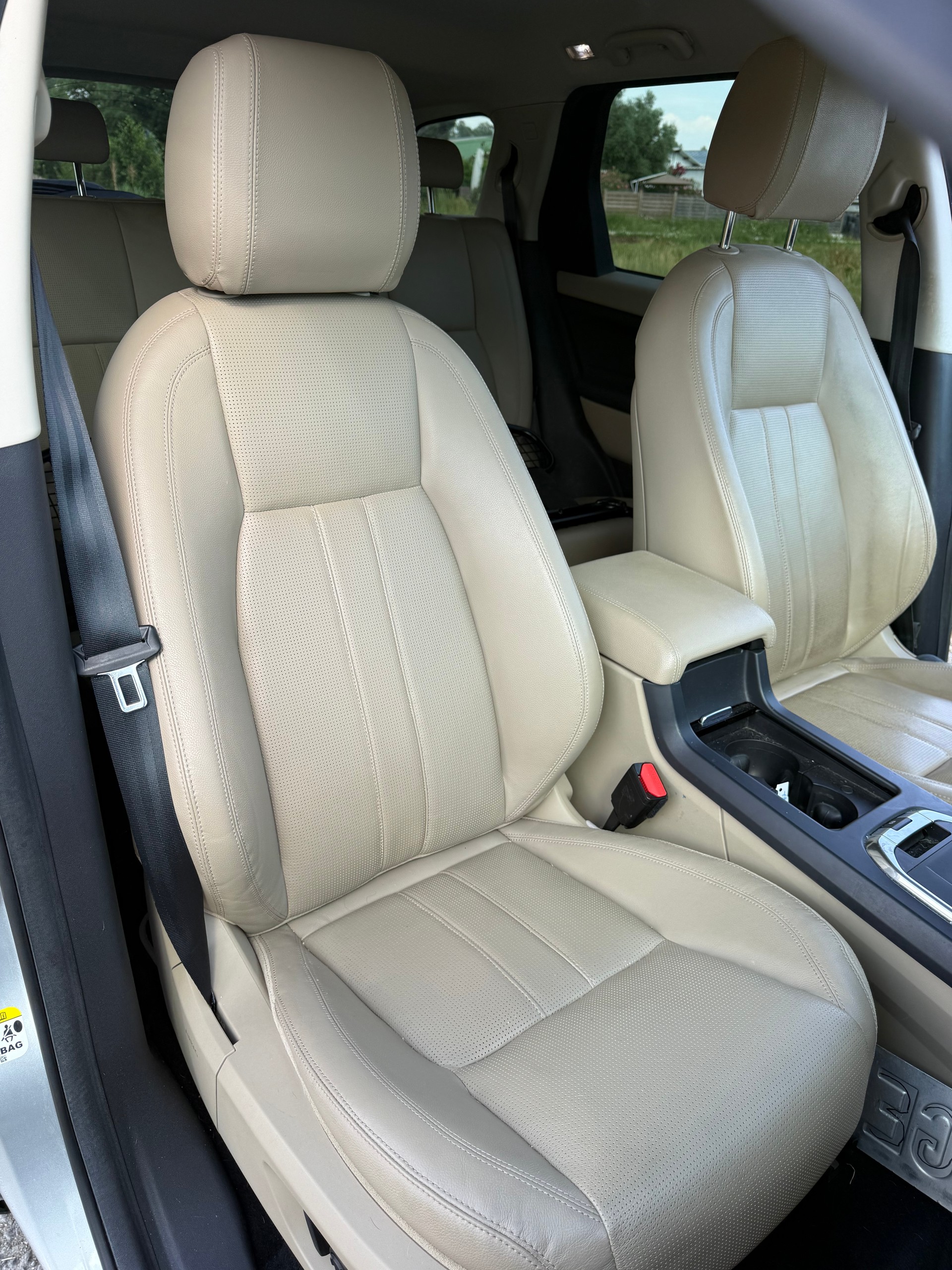 LAND ROVER Discovery Sport 2.0 Si4 SE AT9-image-14