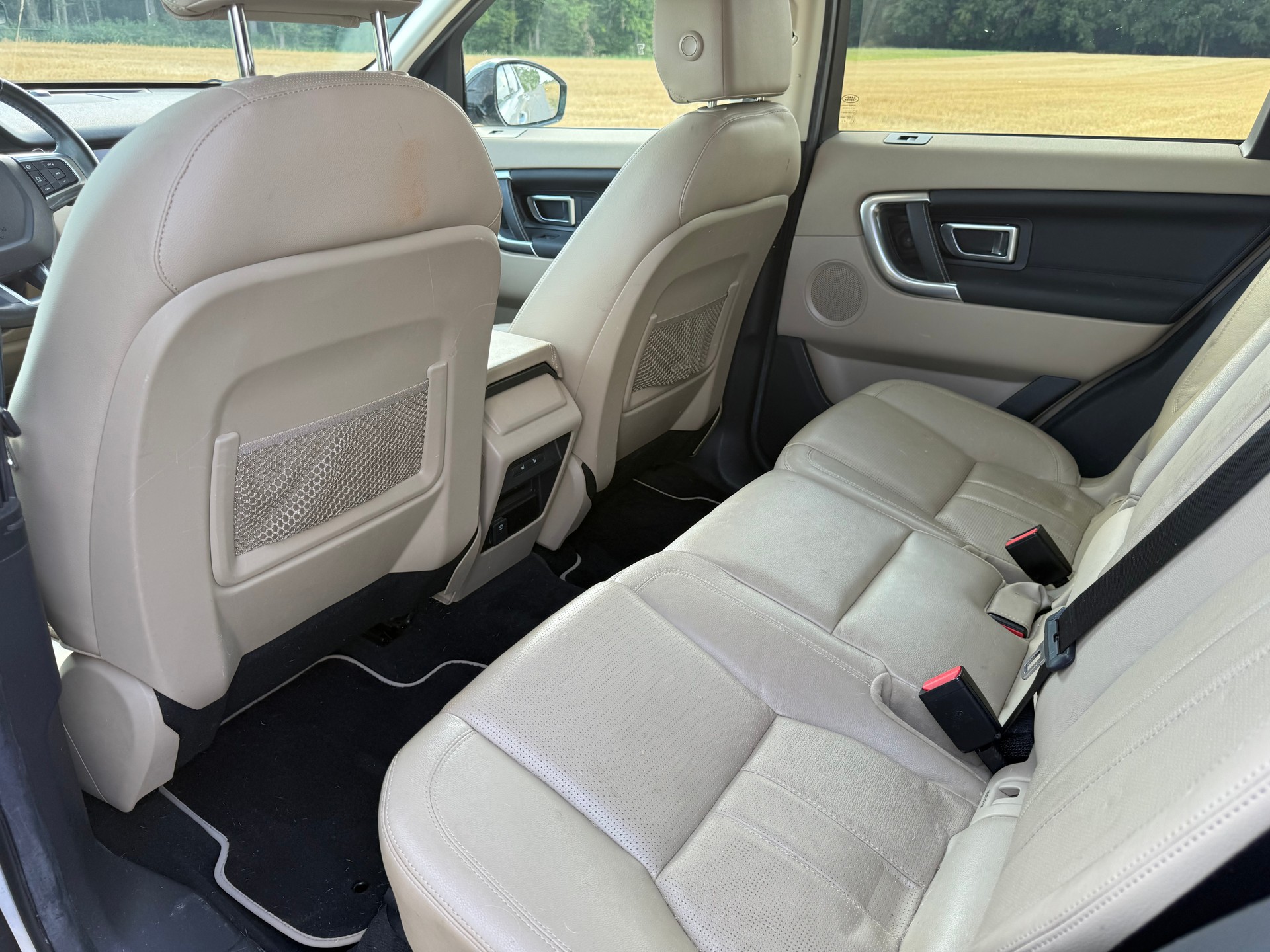 LAND ROVER Discovery Sport 2.0 Si4 SE AT9-image-9