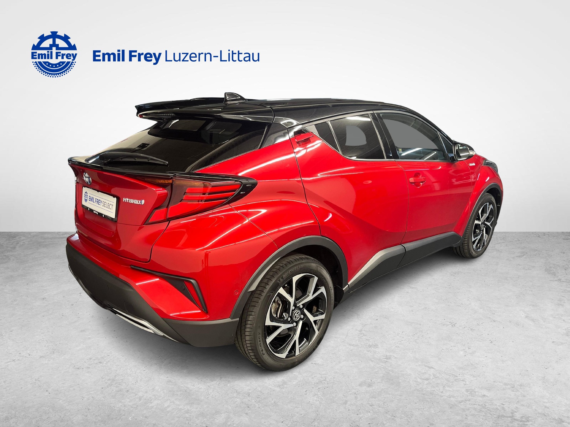 TOYOTA C-HR 2.0 VVTi HSD Trend-image-4