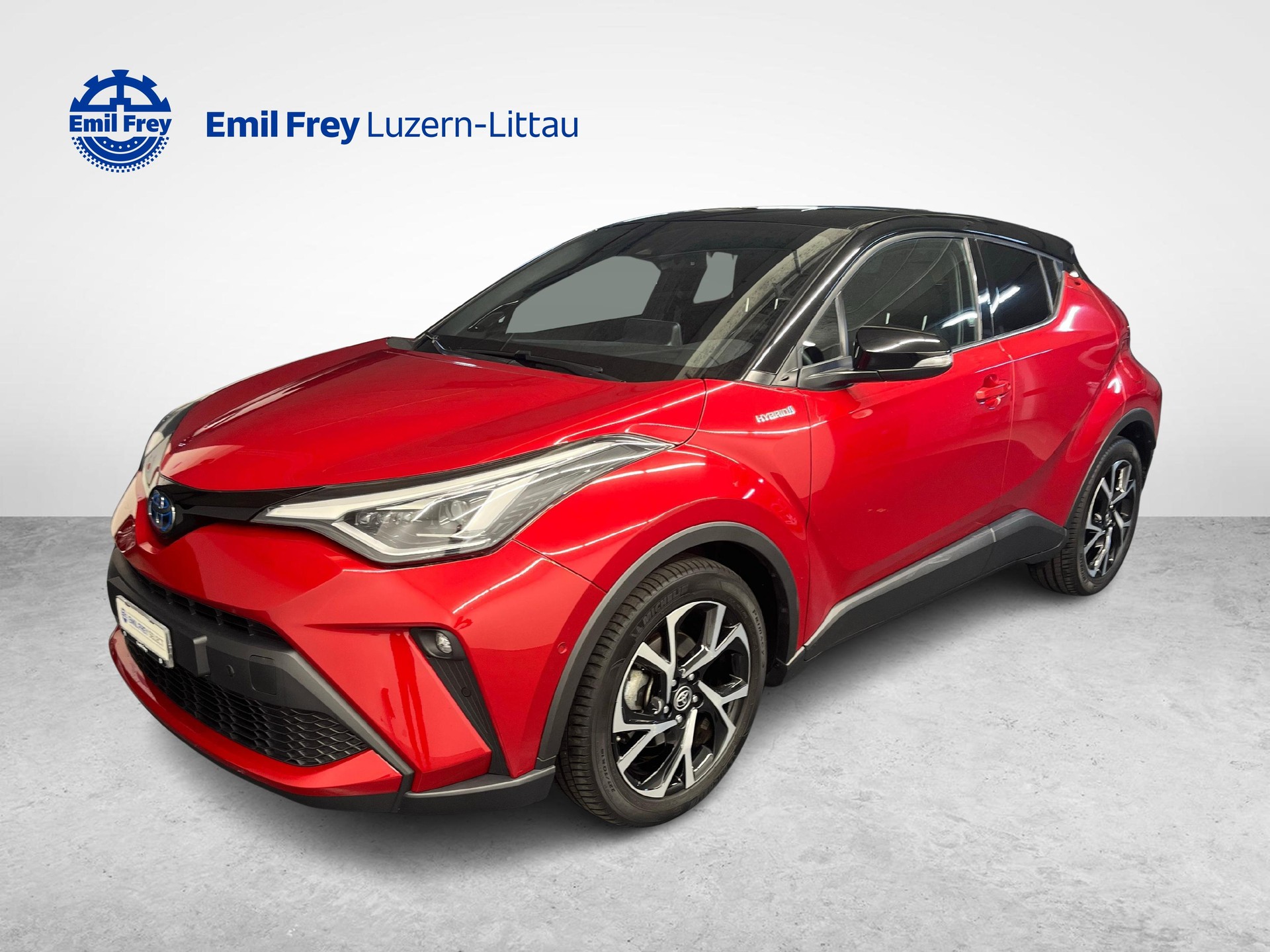 TOYOTA C-HR 2.0 VVTi HSD Trend-image-0