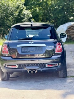 MINI John Cooper Works Mini Cooper S-image-5