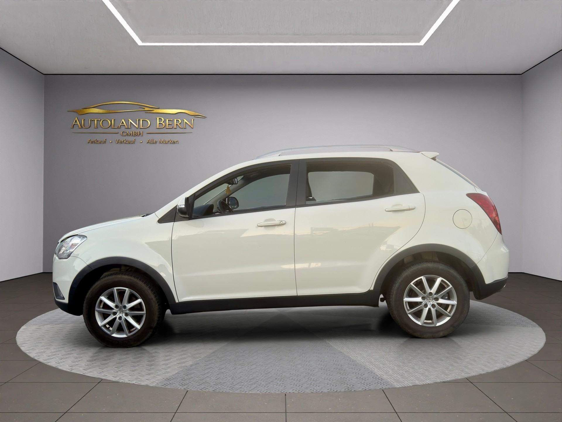 KGM-SsangYong Korando 2.0 e-XDI Sapphire-image-3