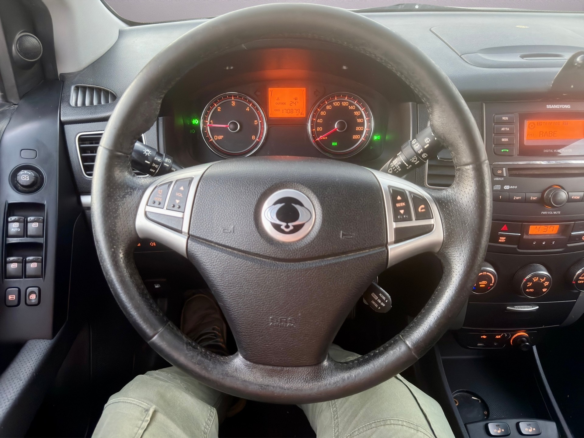 KGM-SsangYong Korando 2.0 e-XDI Sapphire-image-14