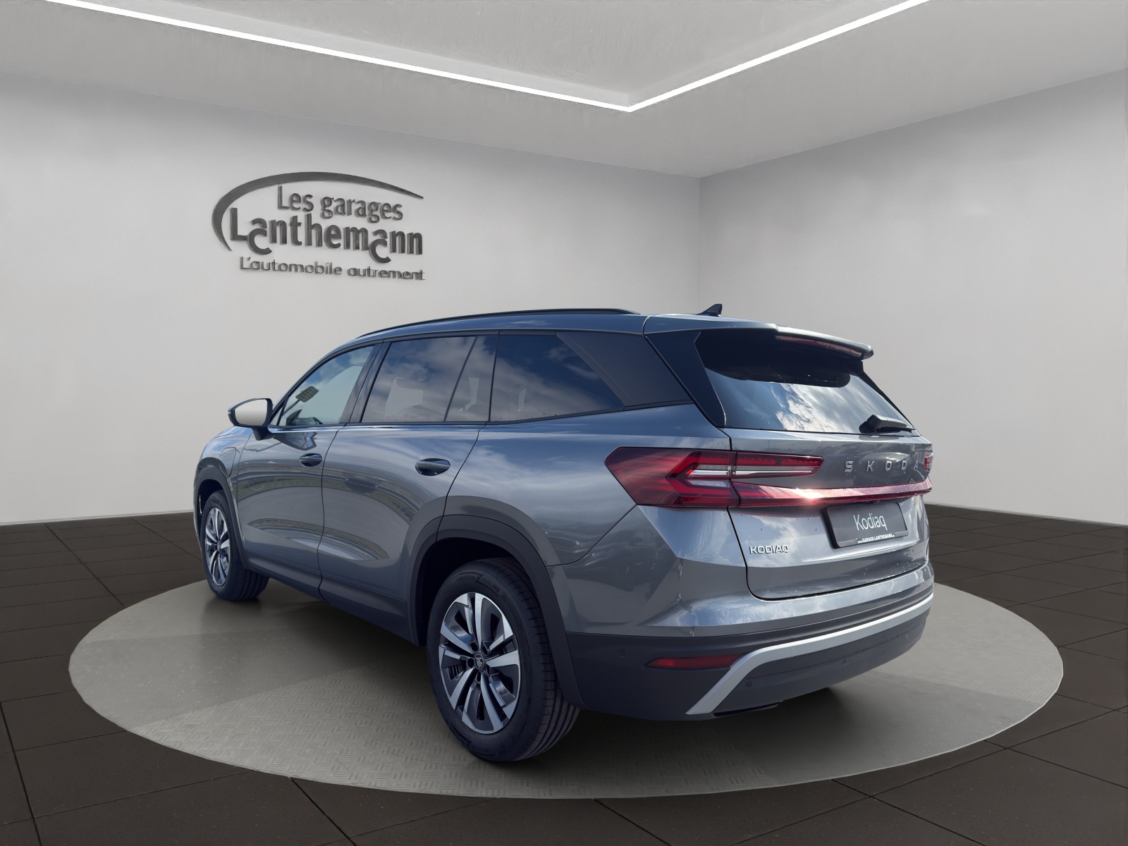 SKODA Kodiaq 1.5 TSI PHEV Dynamic-image-2