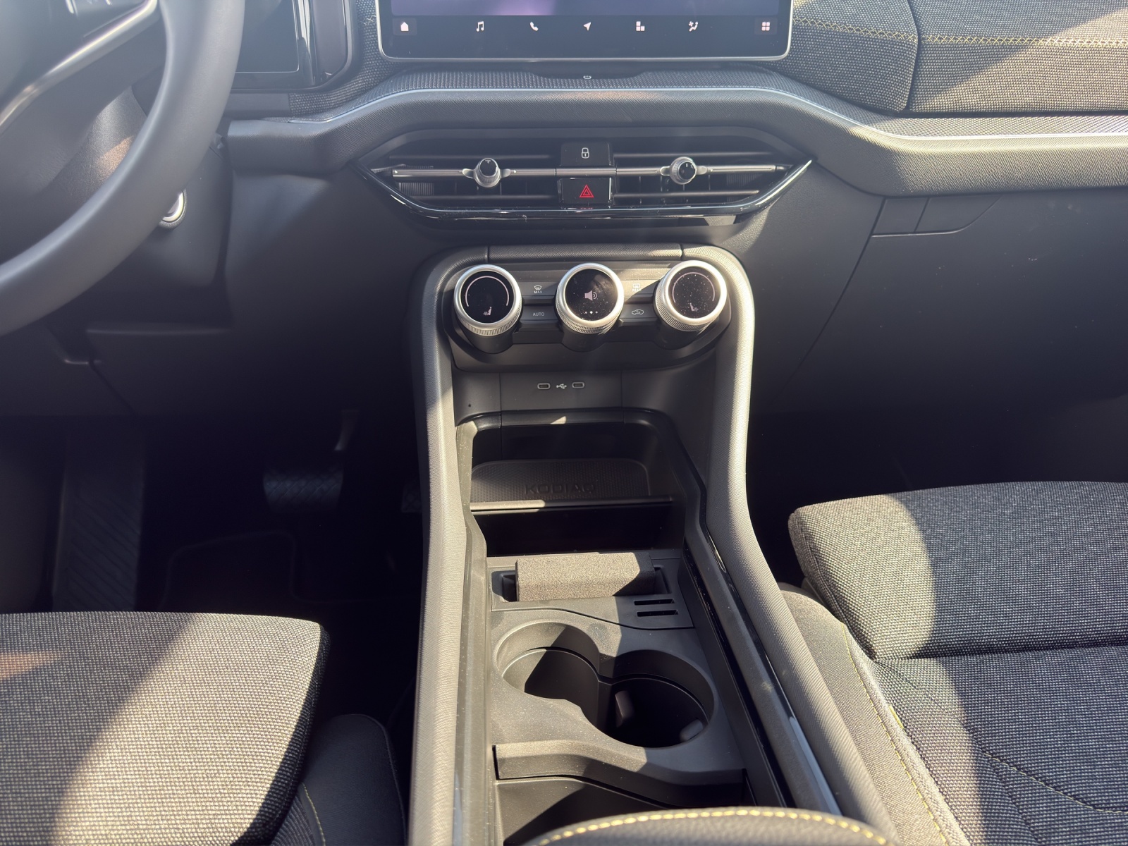 SKODA Kodiaq 1.5 TSI PHEV Dynamic-image-11
