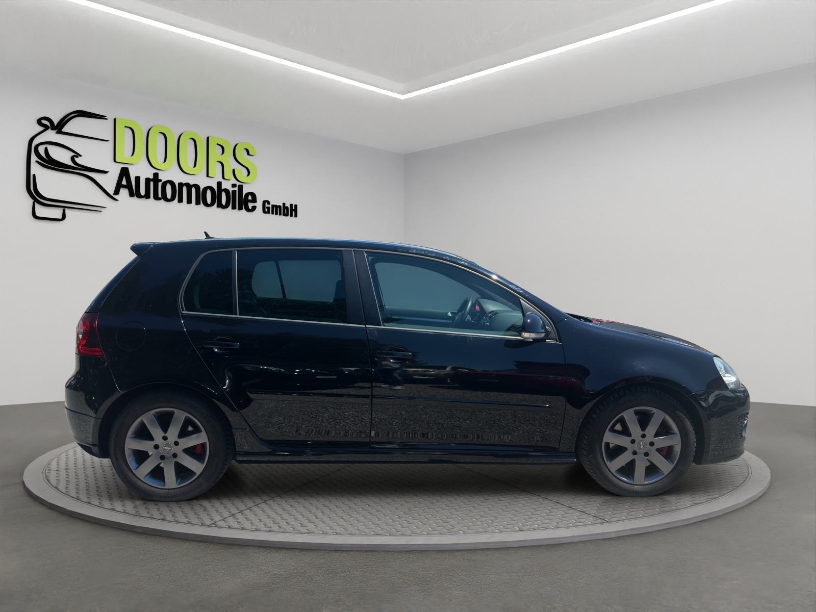 VW Golf 2.0 TFSI GTI Edition 30-image-7