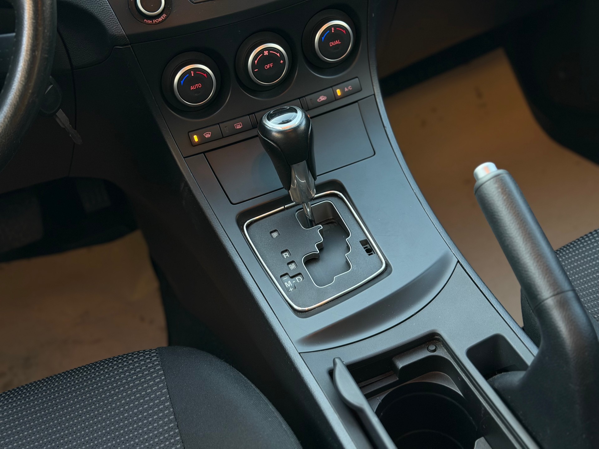 MAZDA 3 1.6 16V Motion Activematic-image-14