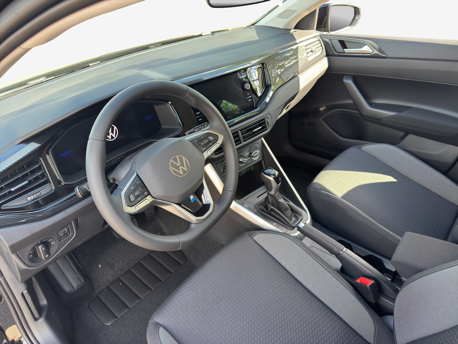 VW Polo 1.0 TSI Life DSG-image-8
