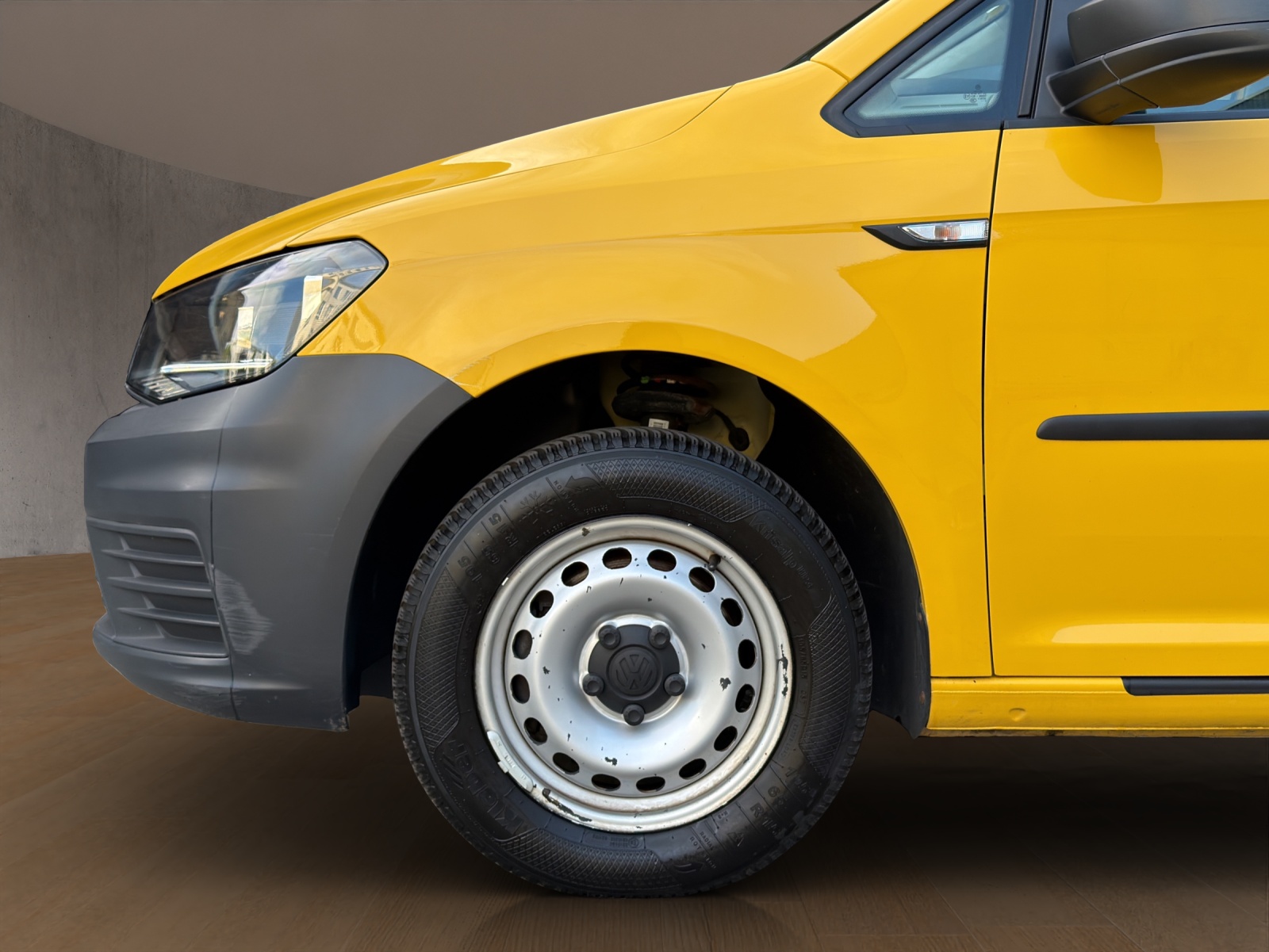 VW Caddy Maxi 1.0TSI BlueMotion Technology-image-15