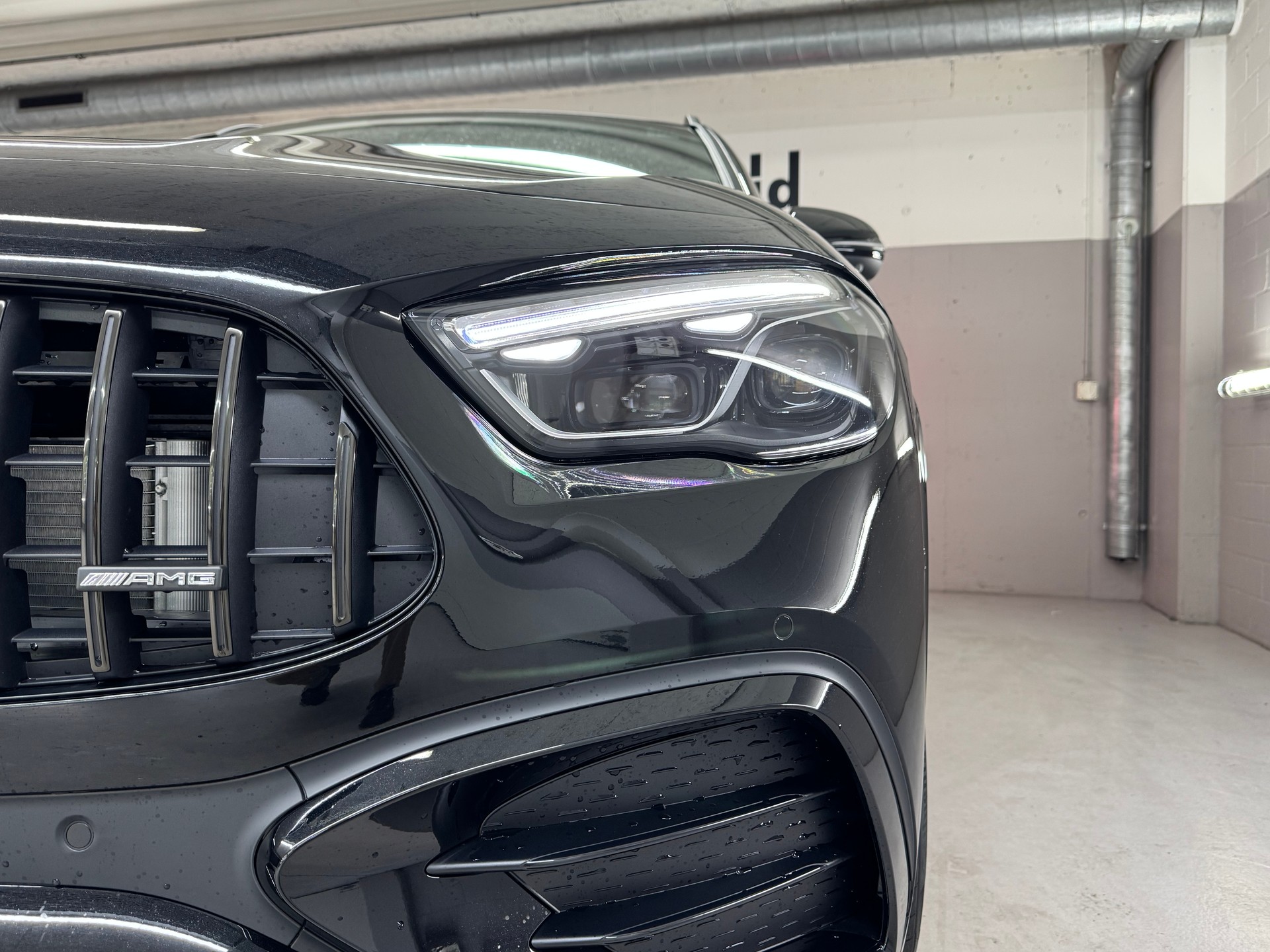 MERCEDES-BENZ GLA AMG 35 4Matic 8G-DCT-image-5