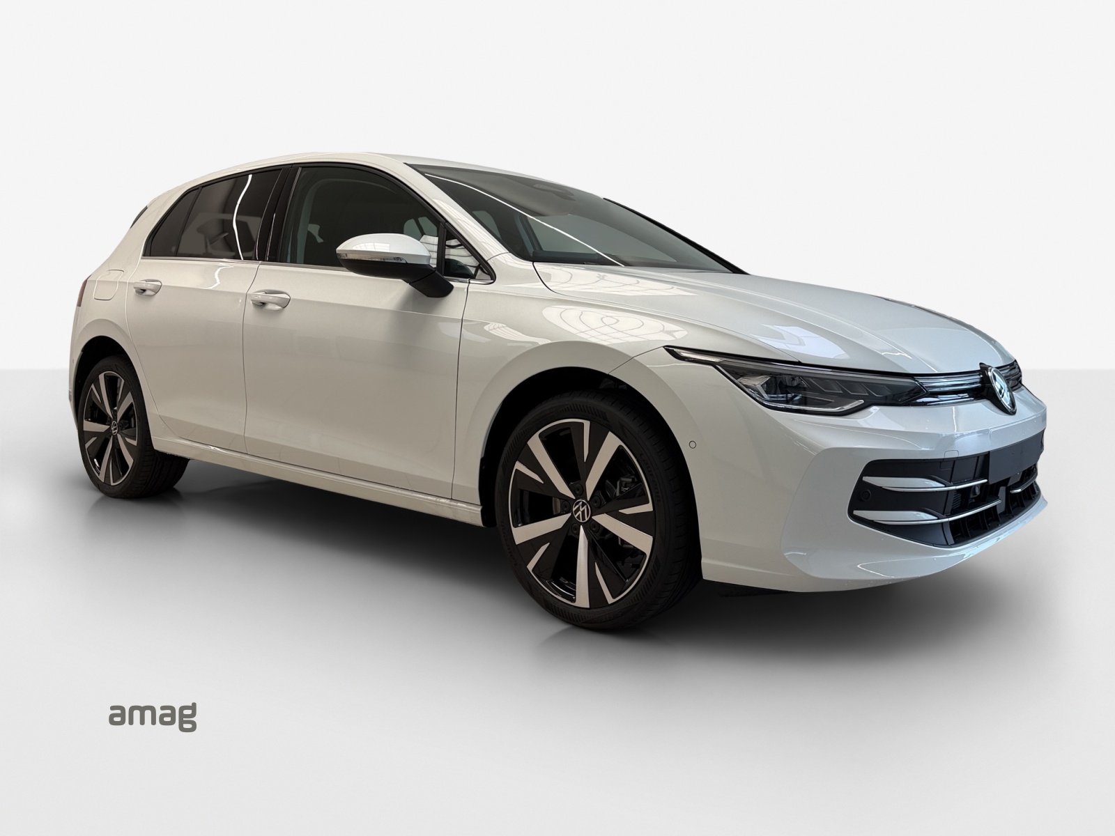VW Golf 1.5 TSI PHEV Style-image-5