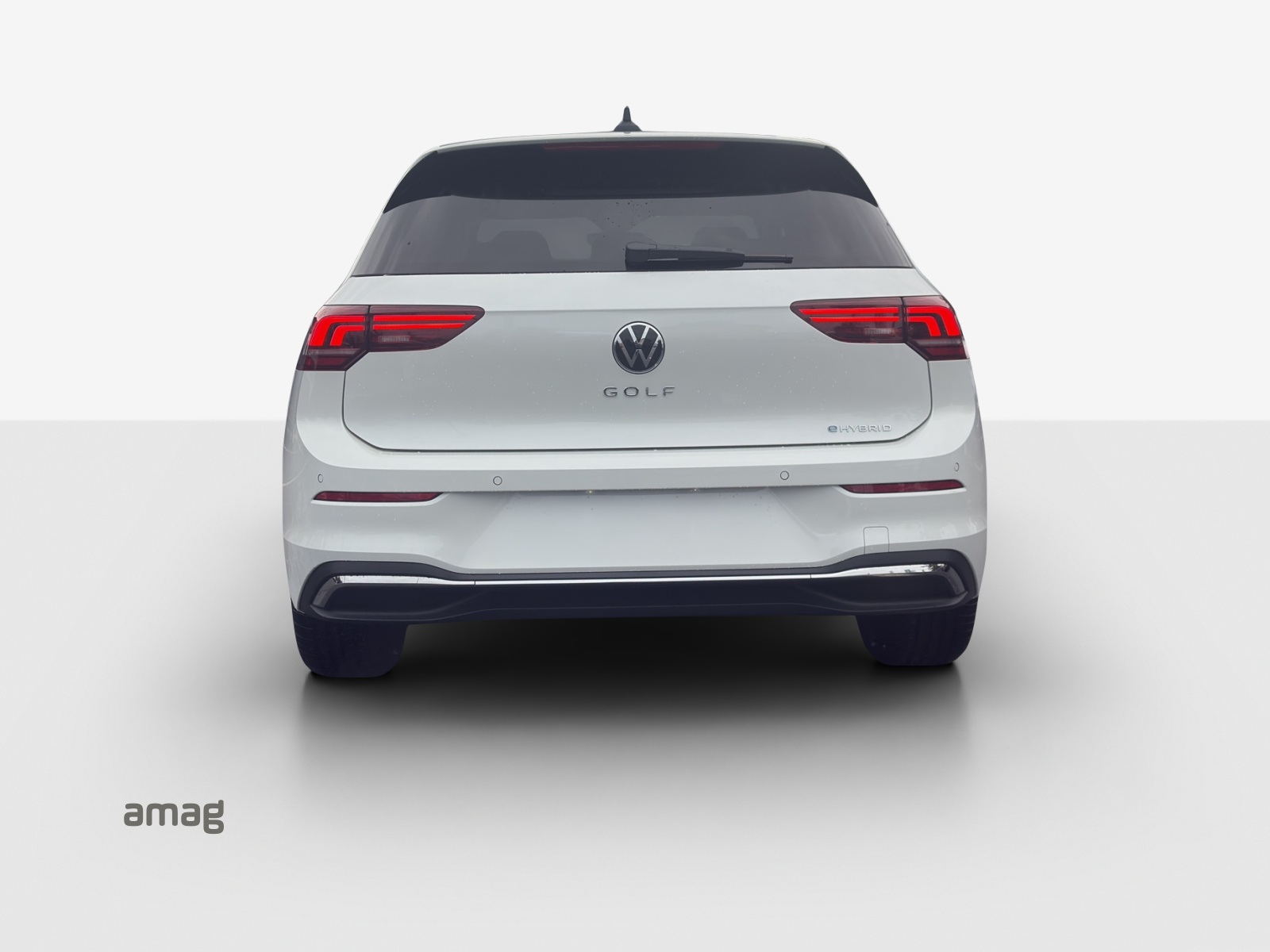 VW Golf 1.5 TSI PHEV Style-image-13