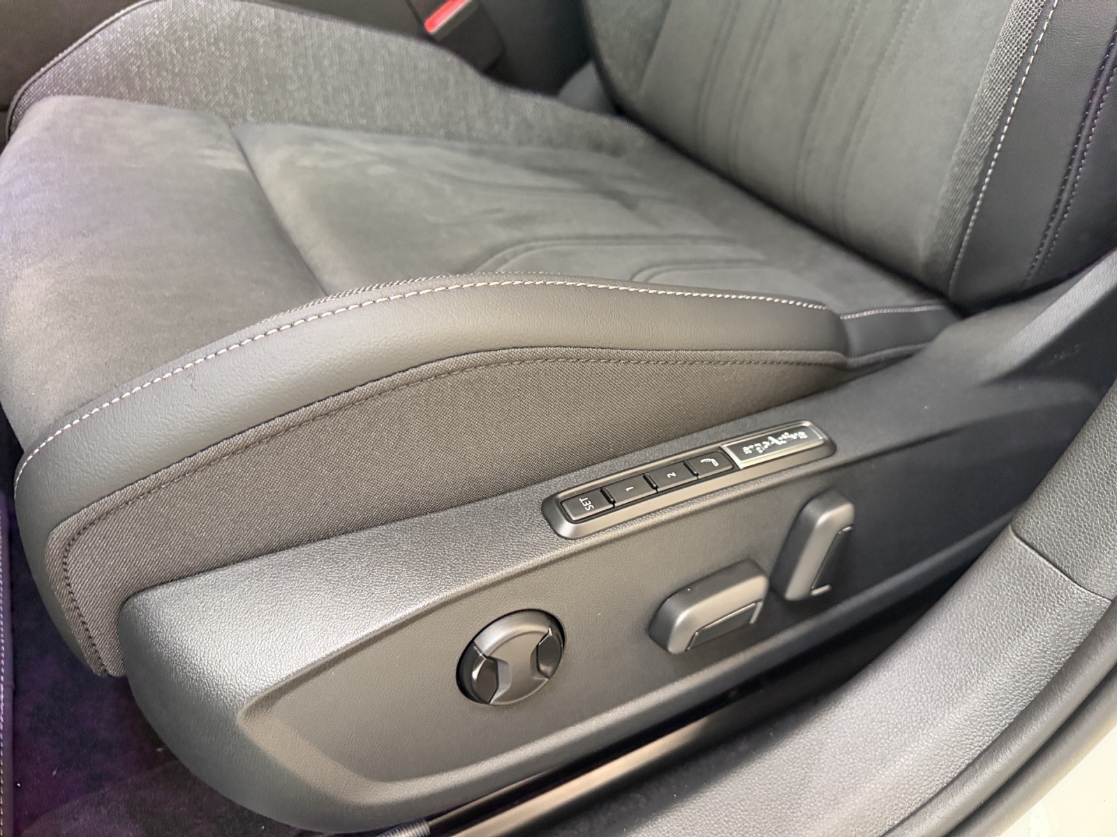 VW Golf 1.5 TSI PHEV Style-image-14