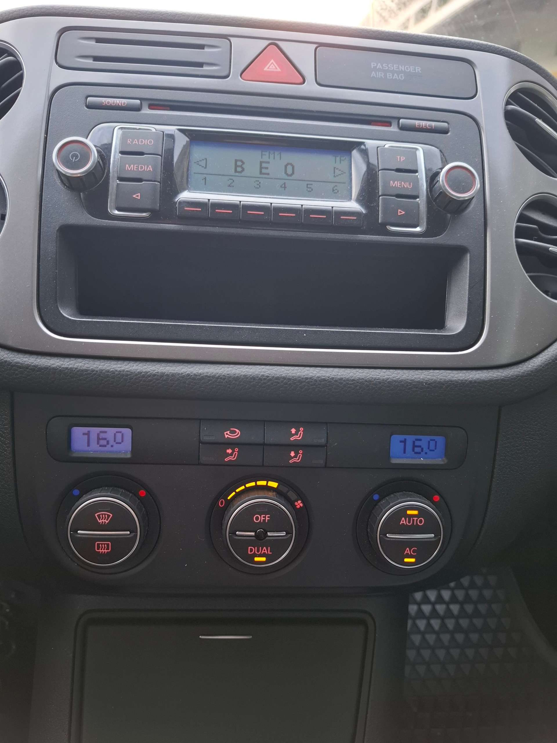 VW Tiguan 2.0 TDI Trend&Fun Tiptronic-image-9