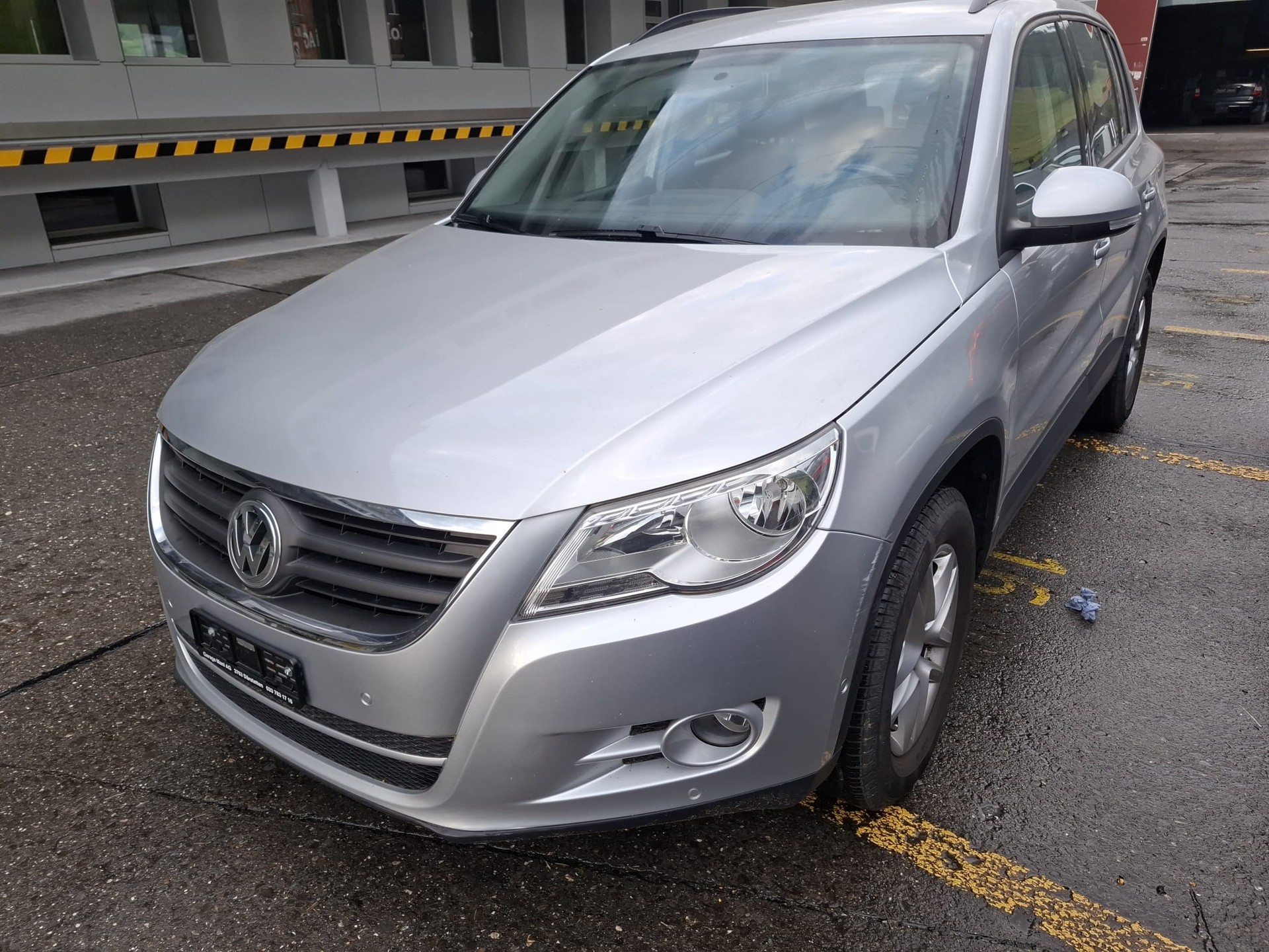 VW Tiguan 2.0 TDI Trend&Fun Tiptronic-image-1