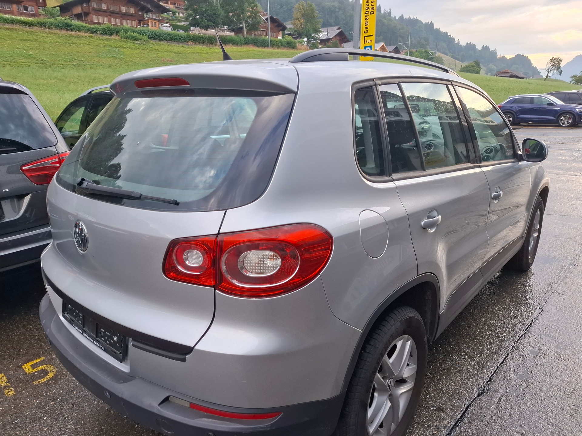 VW Tiguan 2.0 TDI Trend&Fun Tiptronic-image-3