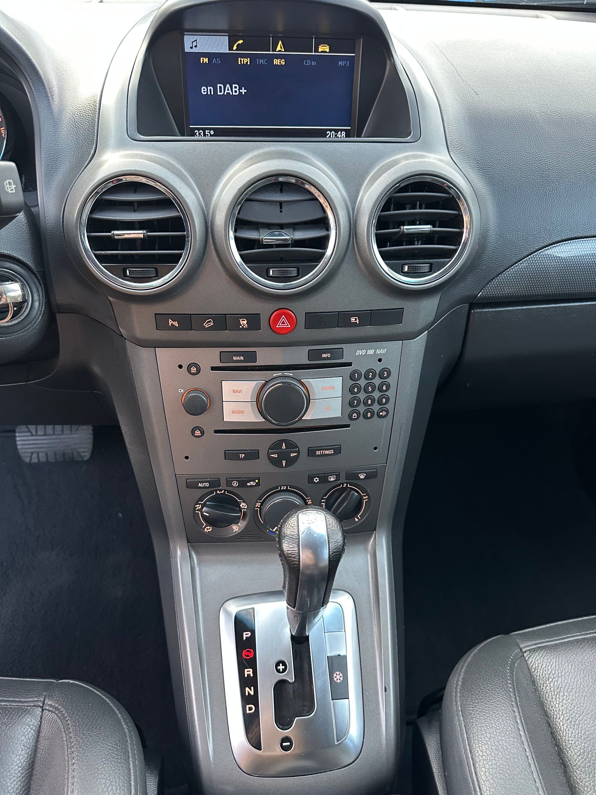 OPEL Antara 2.0 CDTi Cosmo 4WD-image-13