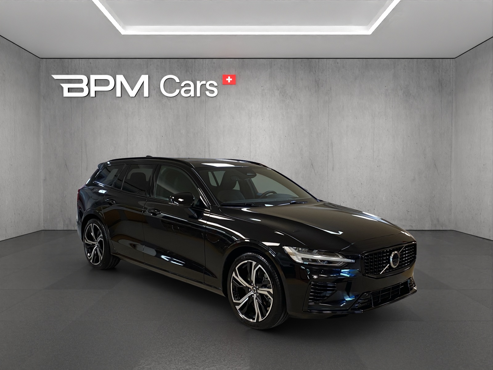VOLVO V60 2.0 T6 TE Ultra Dark eAWD-image-4